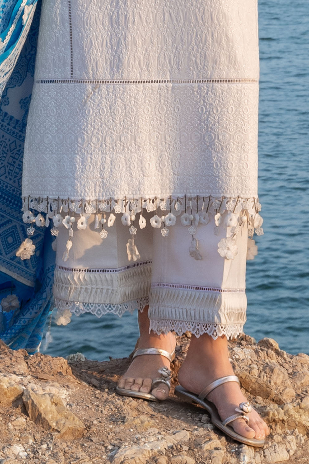 3 Piece Embroidered Lawn Suit With Jacquard Dupatta