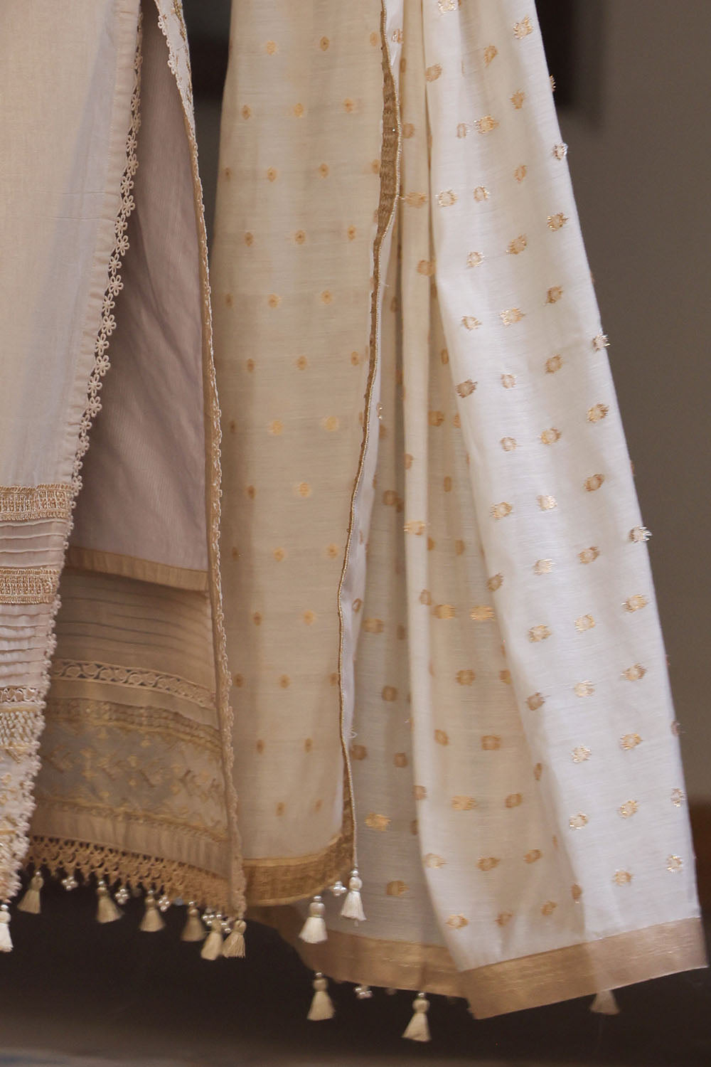 https://cdn.shopify.com/s/files/1/0706/3253/8159/files/Jacquard-Dupatta-Embroidered-Mehsuri-Shirt-Dyed-Trouser-Gulahmed-FE-62029-Duppata_4a6ae219-7eaf-4667-a190-19cf265bcc85.jpg?v=1777625242