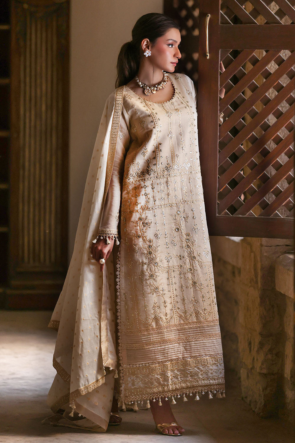 https://cdn.shopify.com/s/files/1/0706/3253/8159/files/Jacquard-Dupatta-Embroidered-Mehsuri-Shirt-Dyed-Trouser-Gulahmed-FE-62029-Side-1_412191ae-a63d-40c6-9b52-5285c62e132b.jpg?v=1777625242