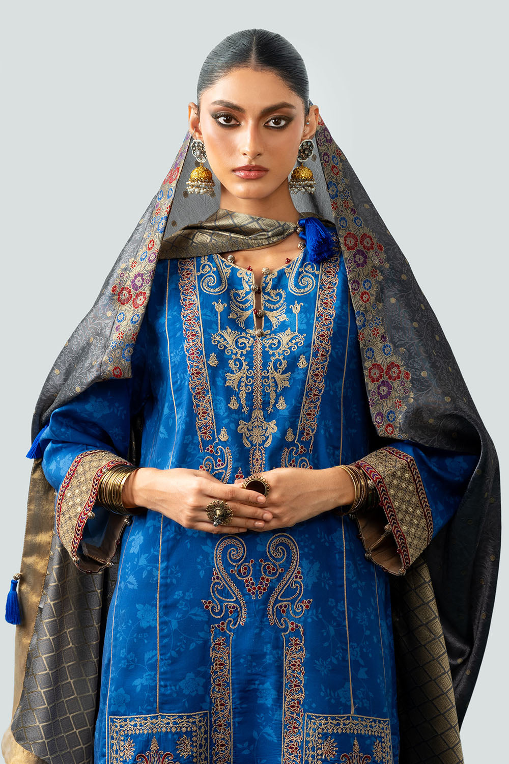 3 Piece Embroidered Linen Suit With Jacquard Dupatta