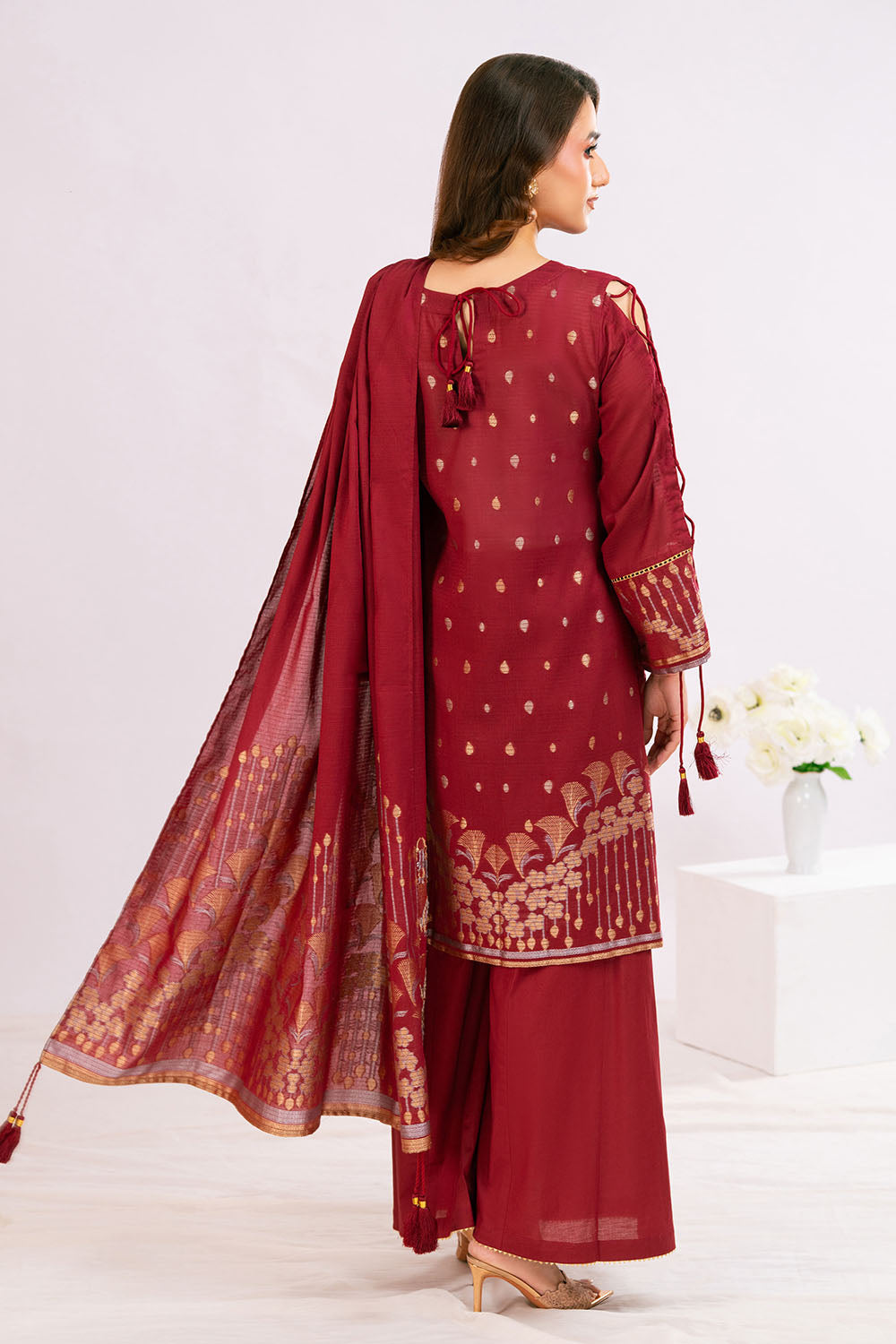3 Piece Jacquard Suit With Dupatta