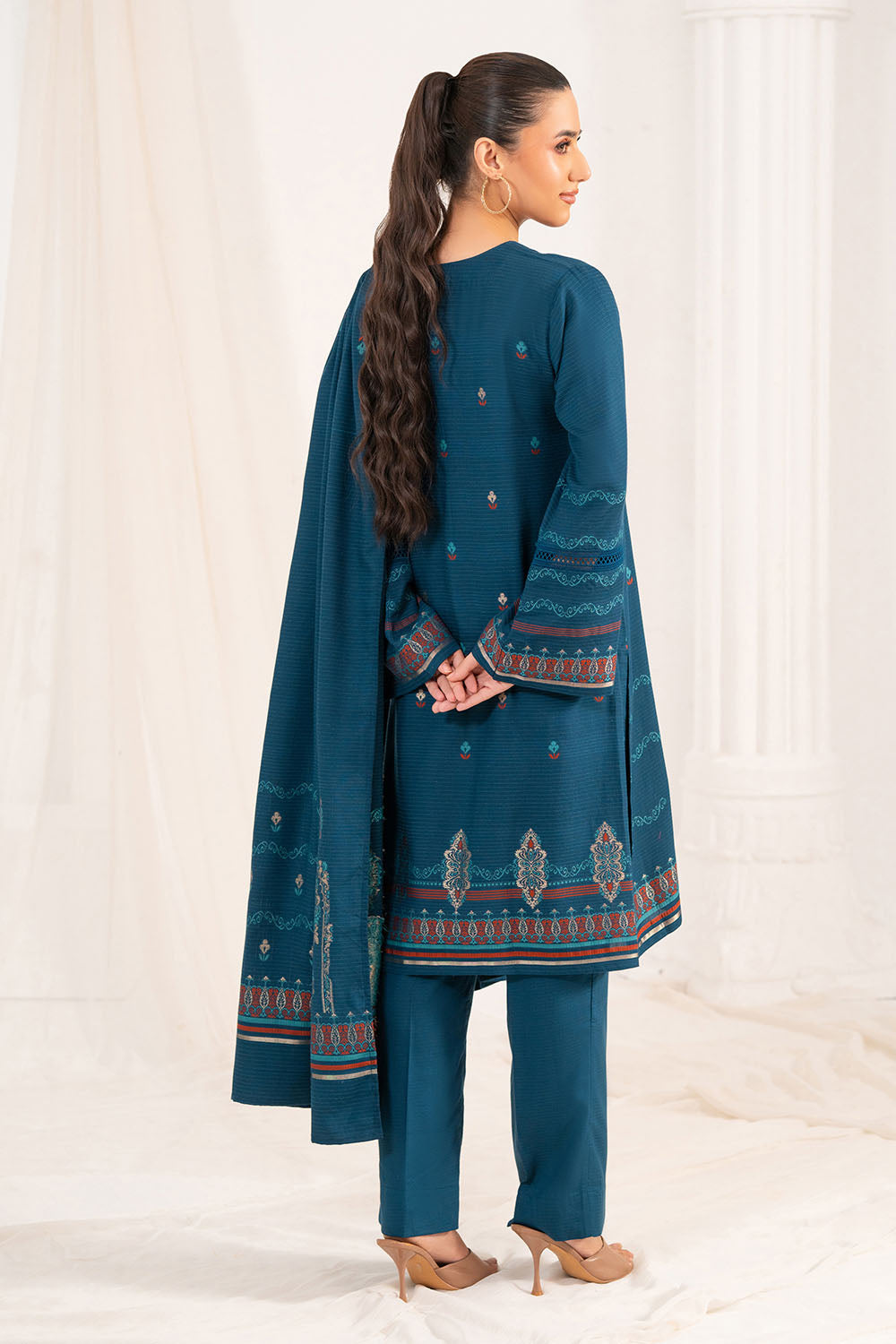 3 Piece Jacquard Suit With Dupatta