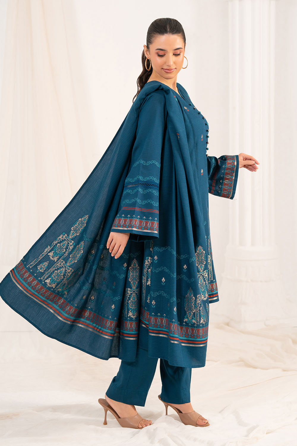 3 Piece Jacquard Suit With Dupatta