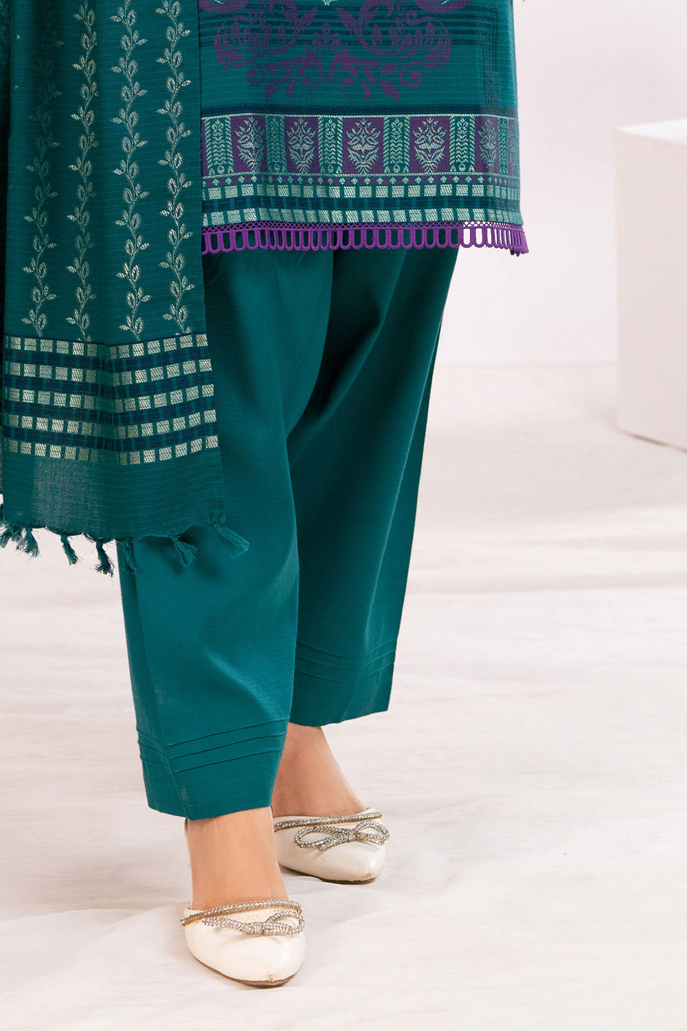 3 Piece Jacquard Suit With Dupatta
