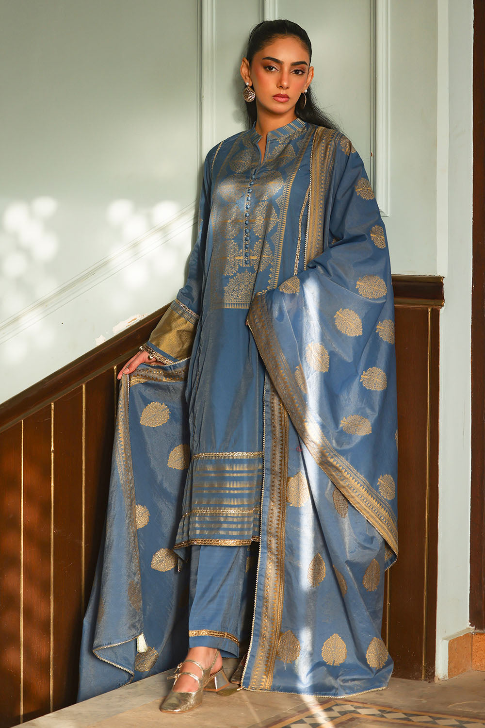 3 Piece Jacquard Suit With Jacquard Dupatta