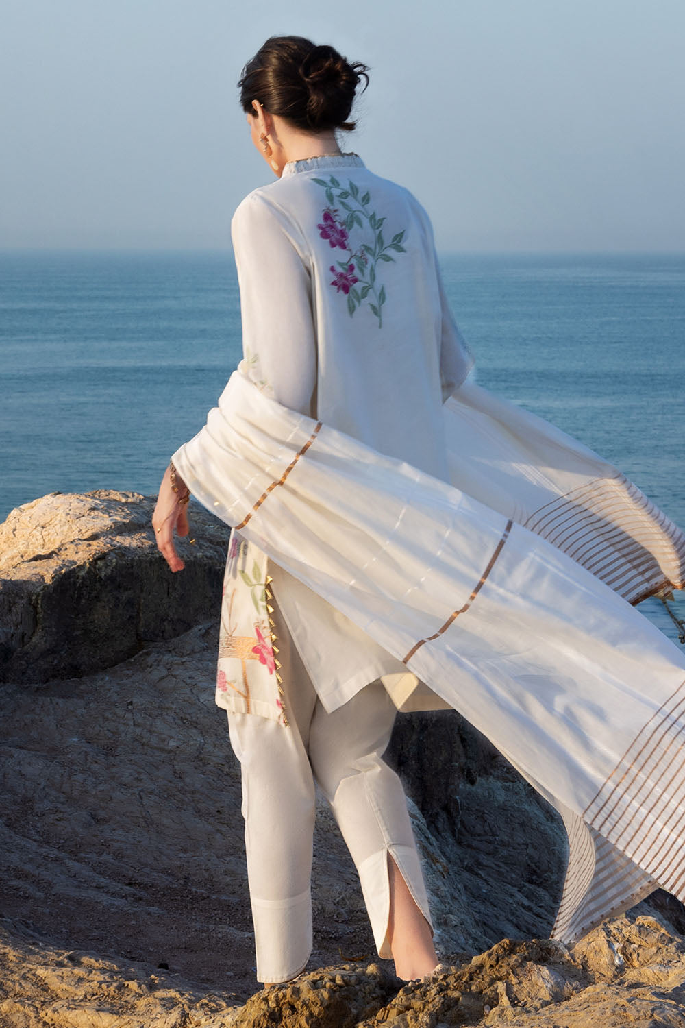 3 Piece Jacquard Suit With Jacquard Dupatta