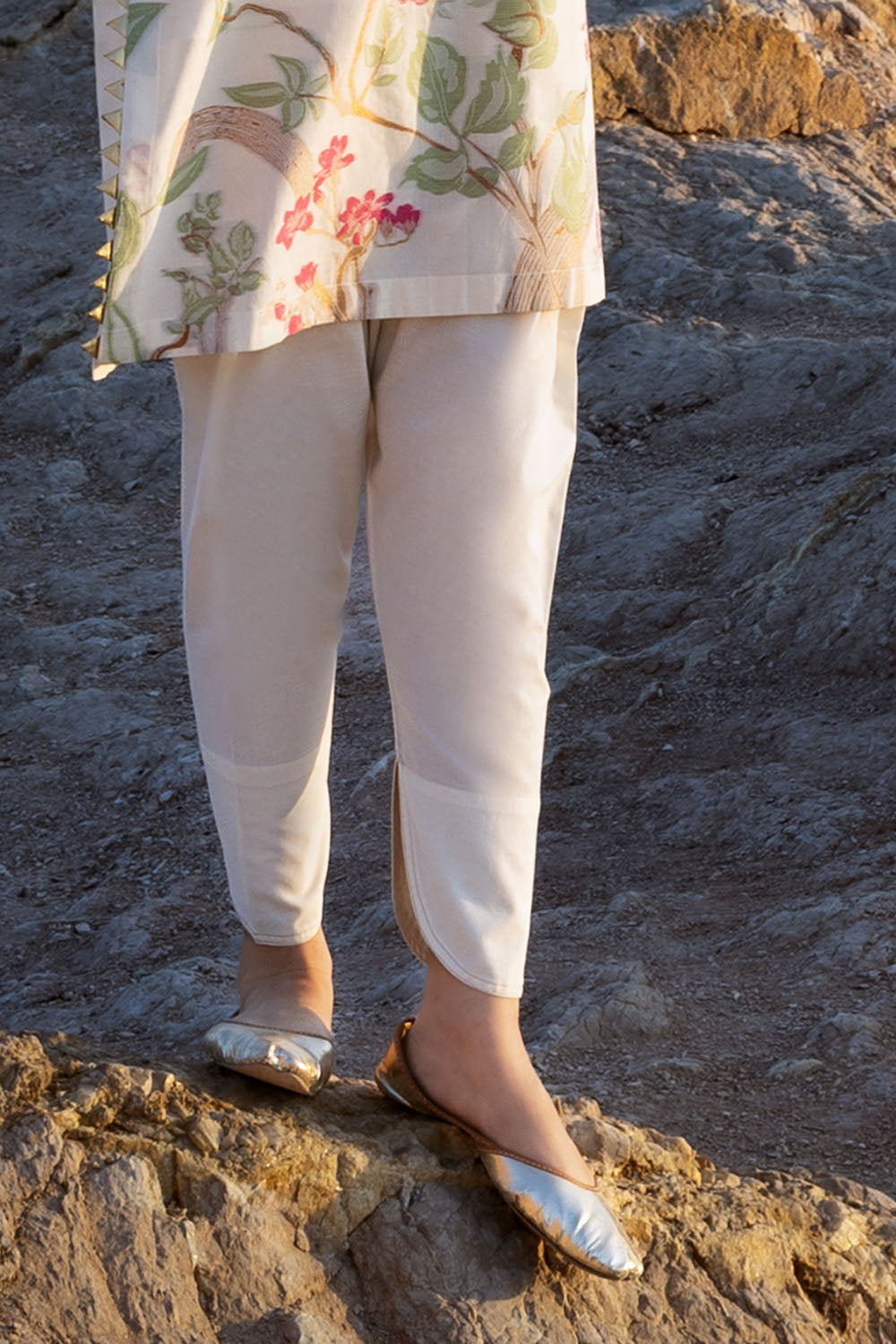 3 Piece Jacquard Suit With Jacquard Dupatta