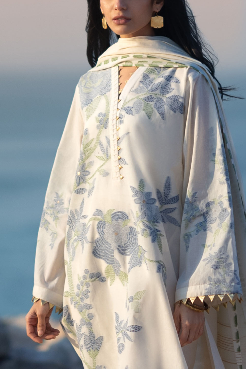 3 Piece Jacquard Suit with Jacquard Dupatta