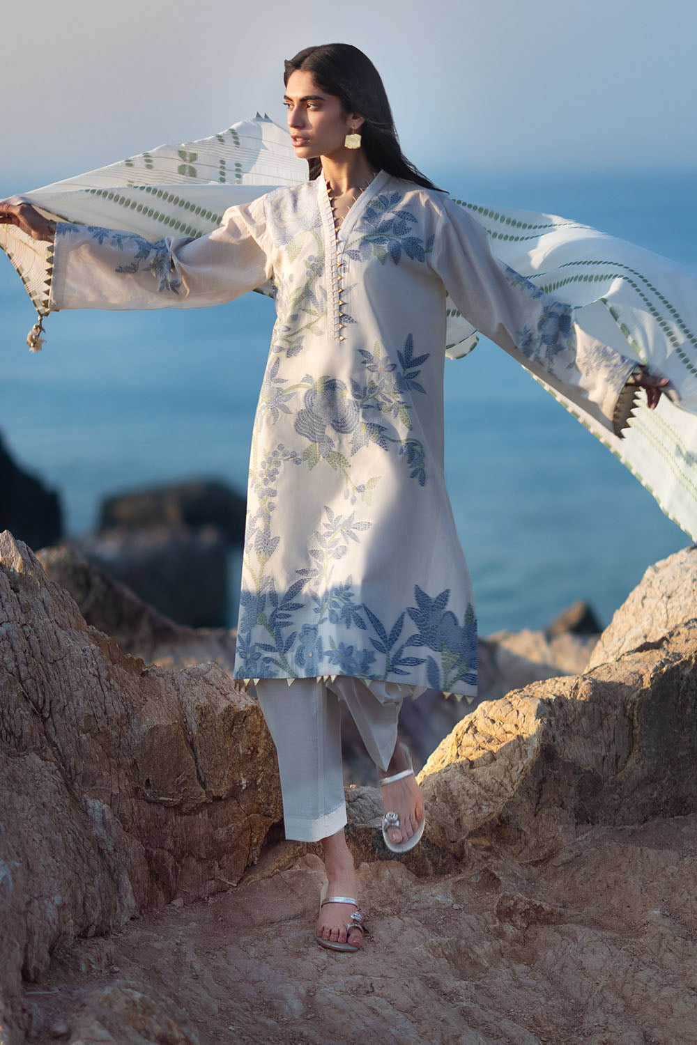 3 Piece Jacquard Suit with Jacquard Dupatta