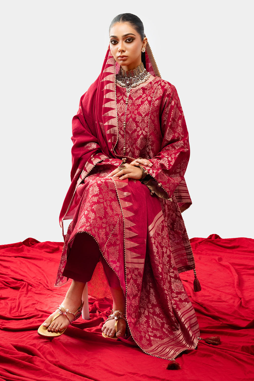 https://cdn.shopify.com/s/files/1/0706/3253/8159/files/Jacquard-Dupatta-Jacquard-Shirt-Dyed-Trouser-Gulahmed-MJ-52044-Front-1.jpg?v=1759818855