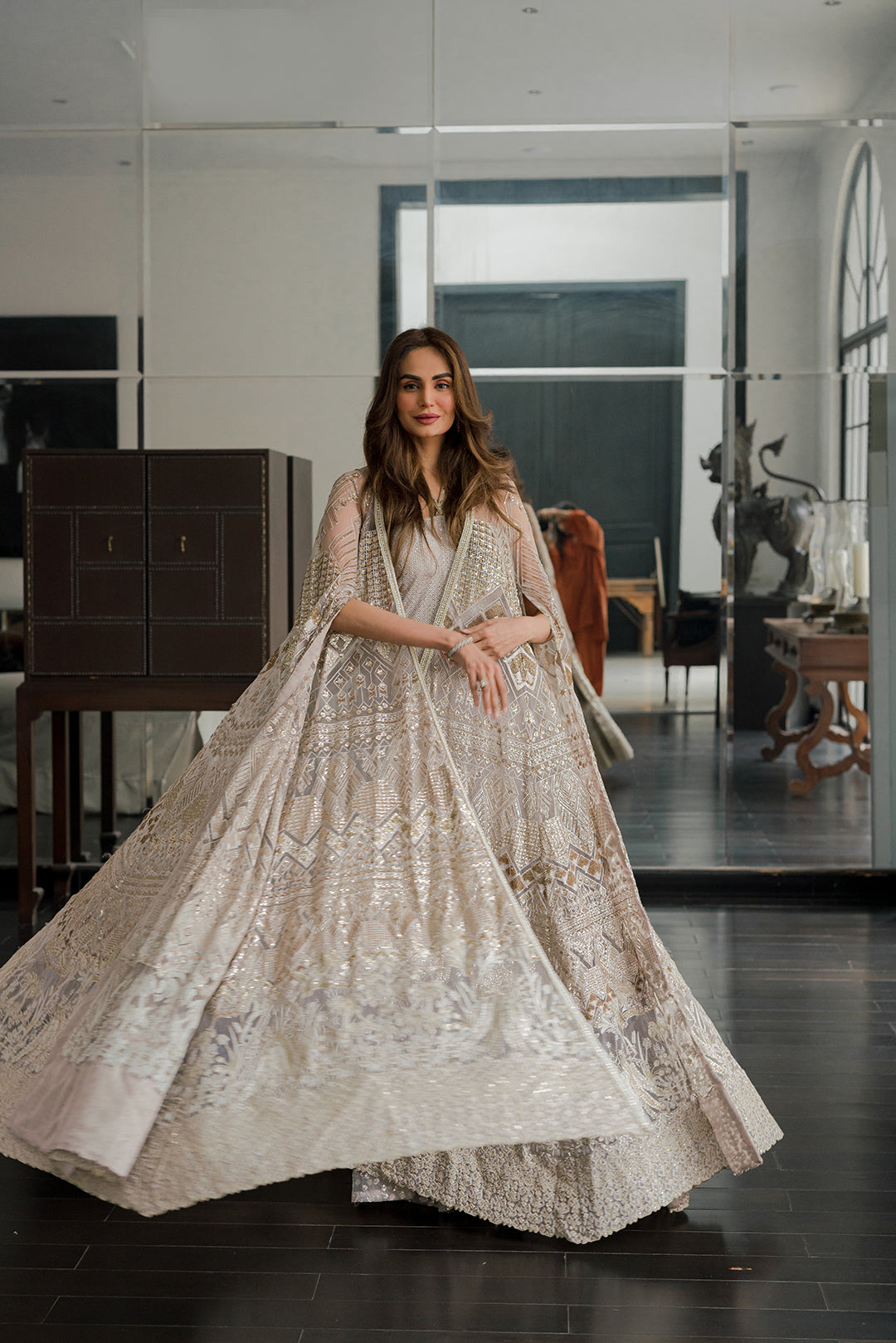 https://cdn.shopify.com/s/files/1/0523/4327/5696/products/Jiya-3.jpg?v=1755960750