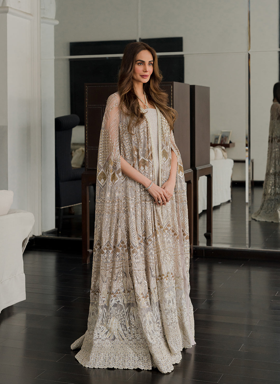 https://cdn.shopify.com/s/files/1/0523/4327/5696/products/Jiya-4.jpg?v=1755960750