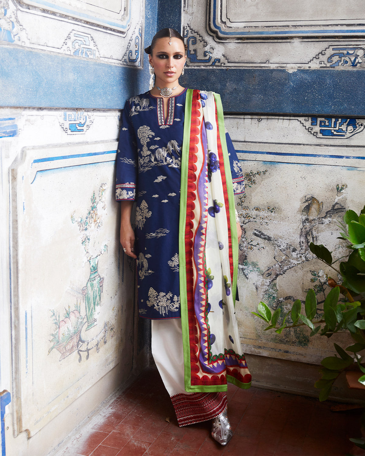 https://cdn.shopify.com/s/files/1/0764/9588/0493/files/Jugnu1247317copy.jpg?v=1710743540