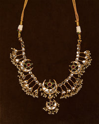 Royal Crest Choker