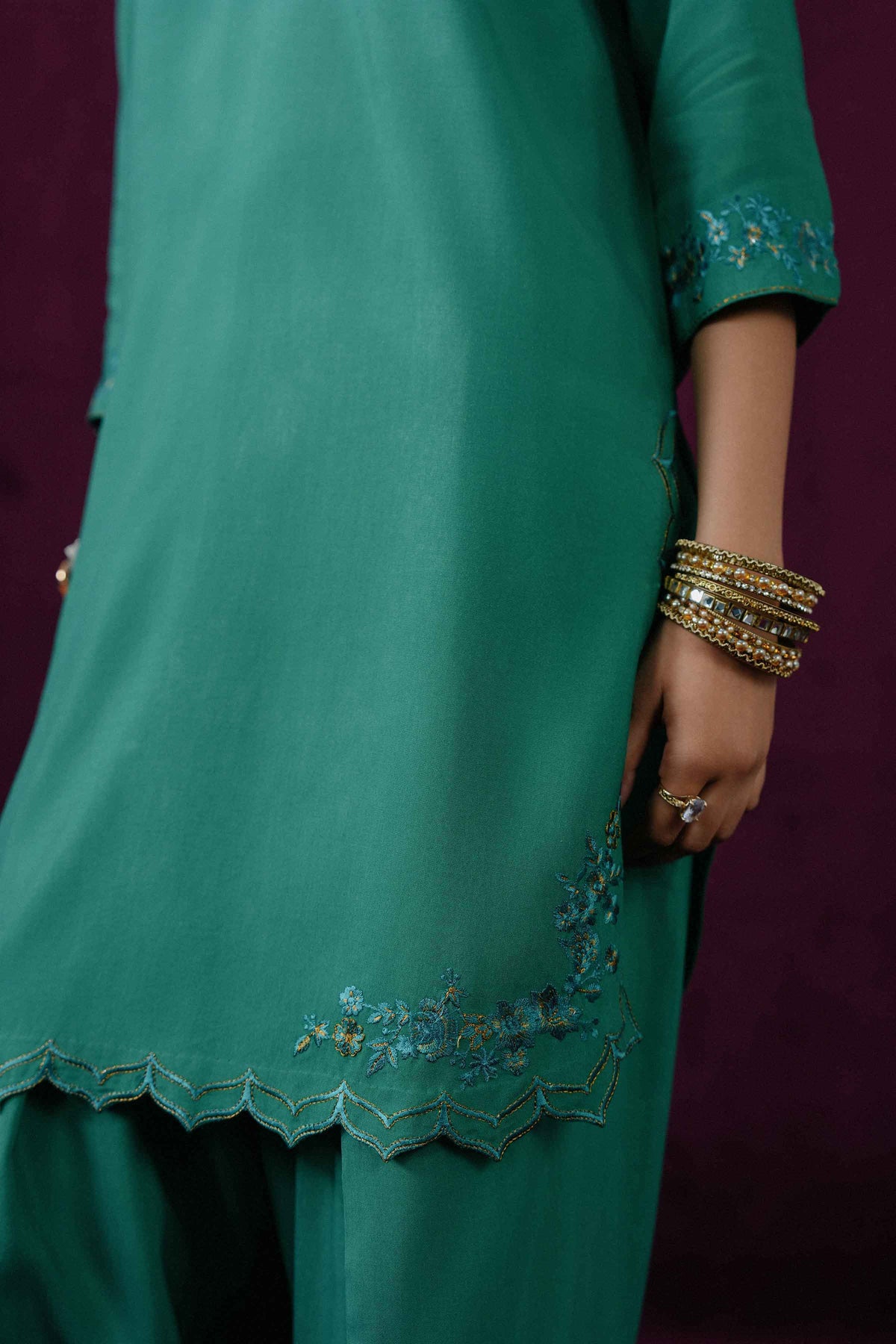 3 PIECE - EMBROIDERED SUIT - KBW25-68