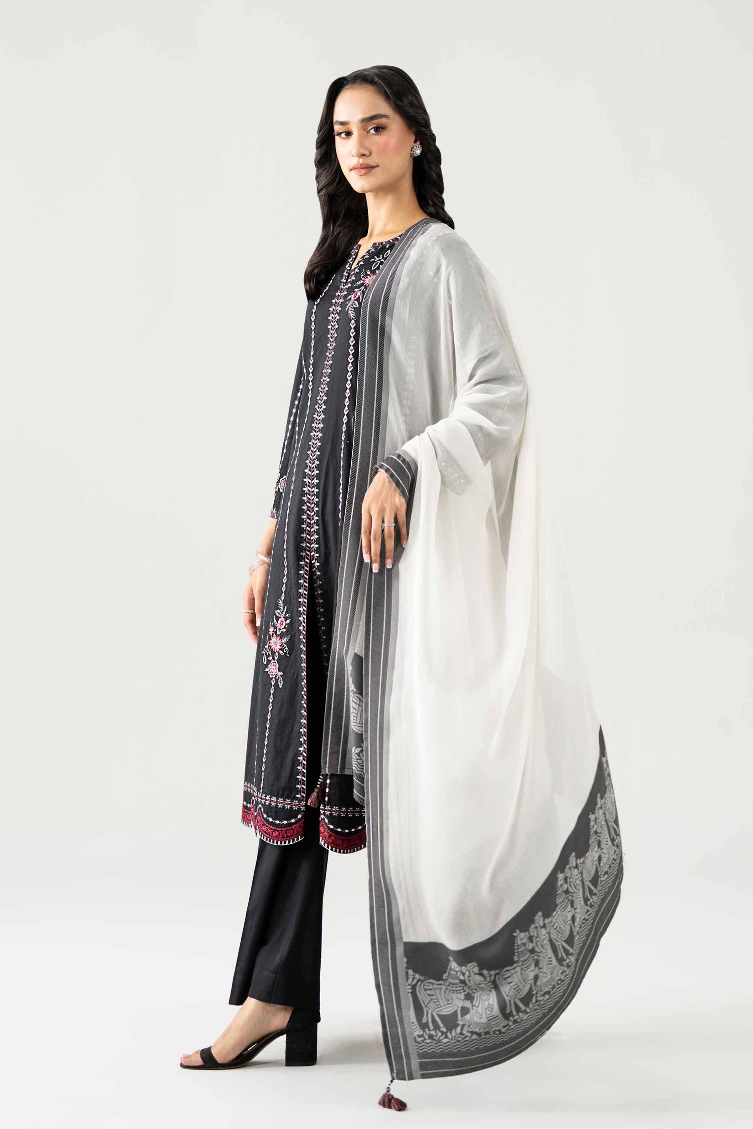 2 Piece - Embroidered Suit - KFE26-15