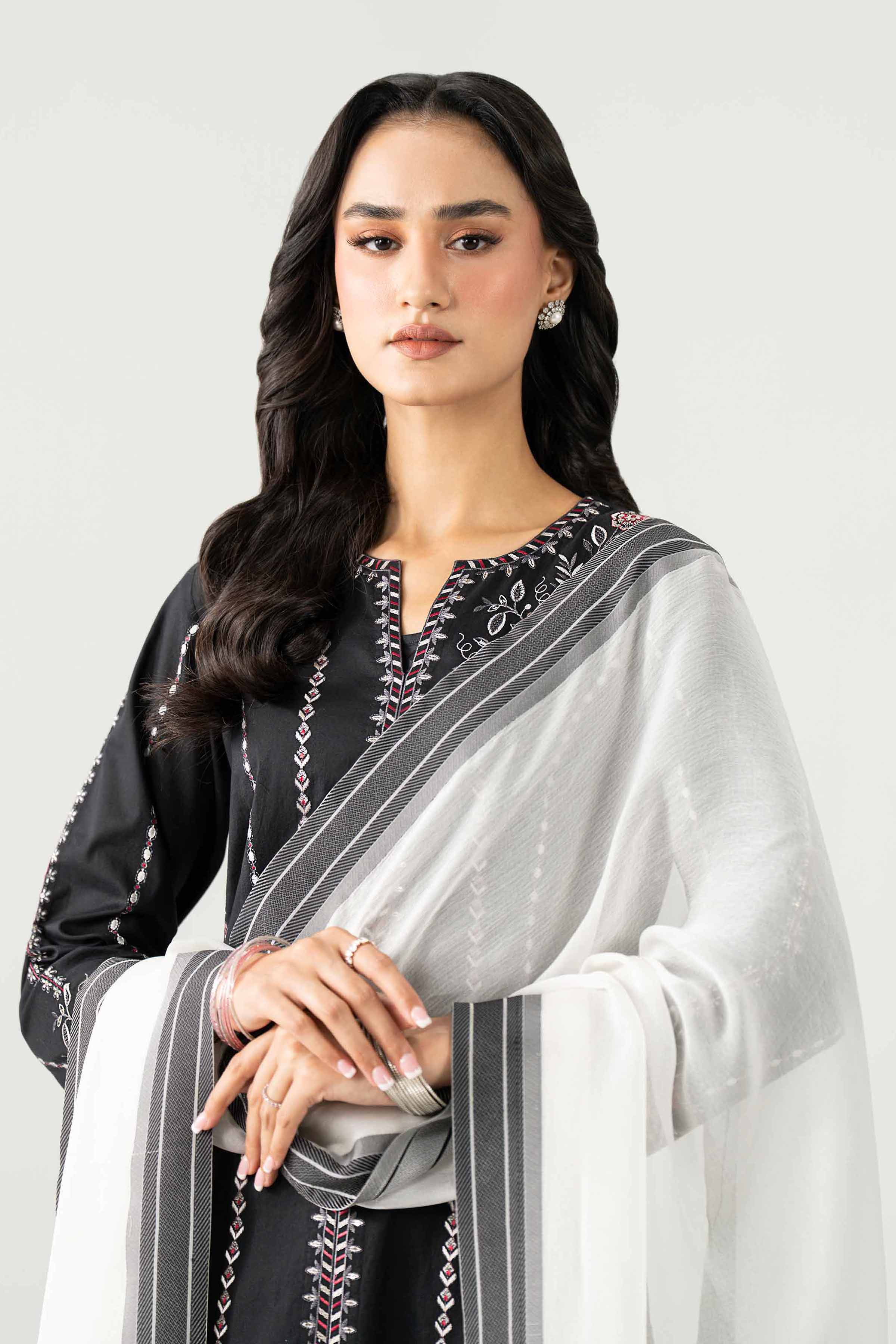 2 Piece - Embroidered Suit - KFE26-15