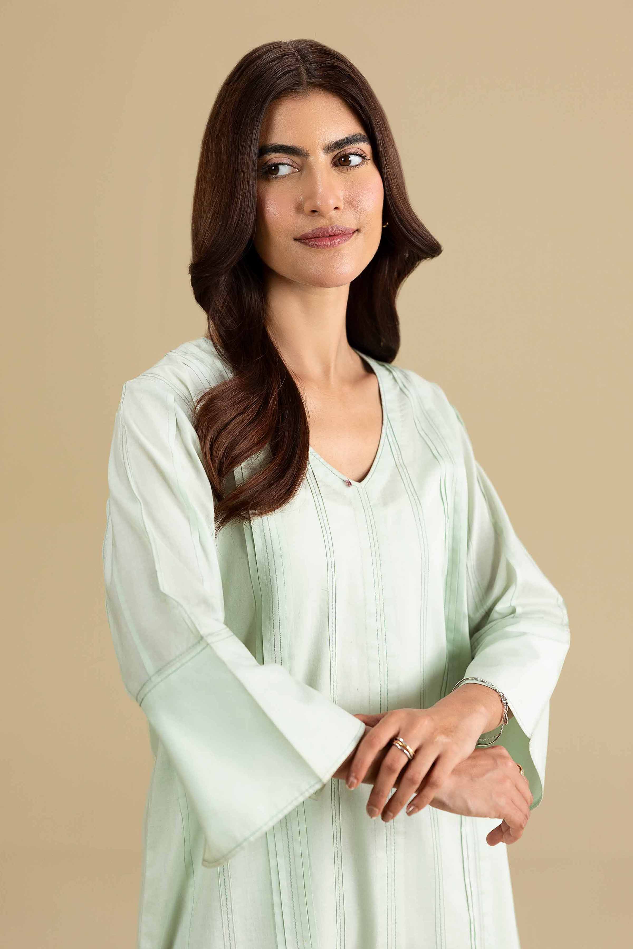 https://cdn.shopify.com/s/files/1/0534/2065/4791/files/KFE26-155-_6.jpg?v=1775728000