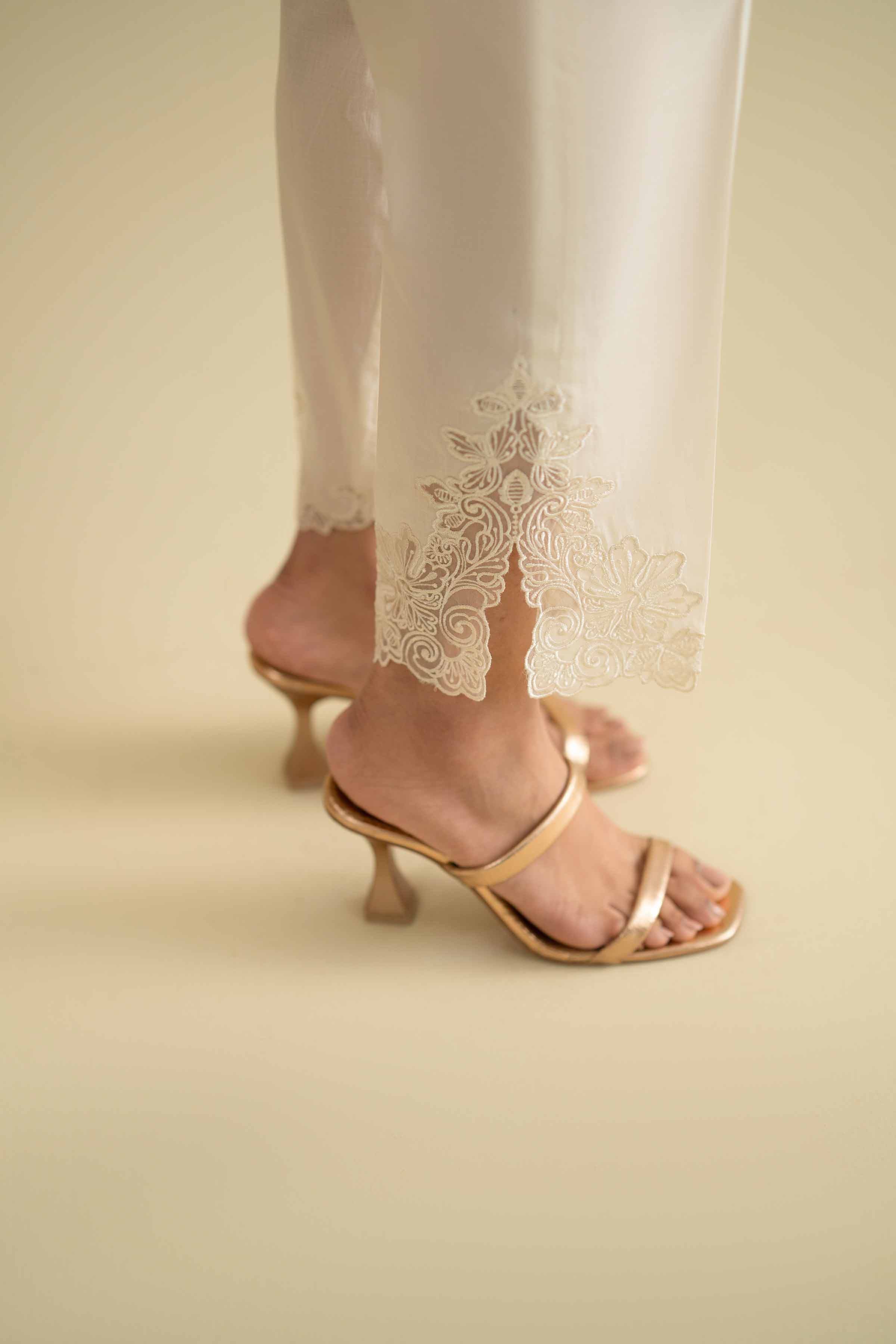Embroidered Pants - KFE26-198