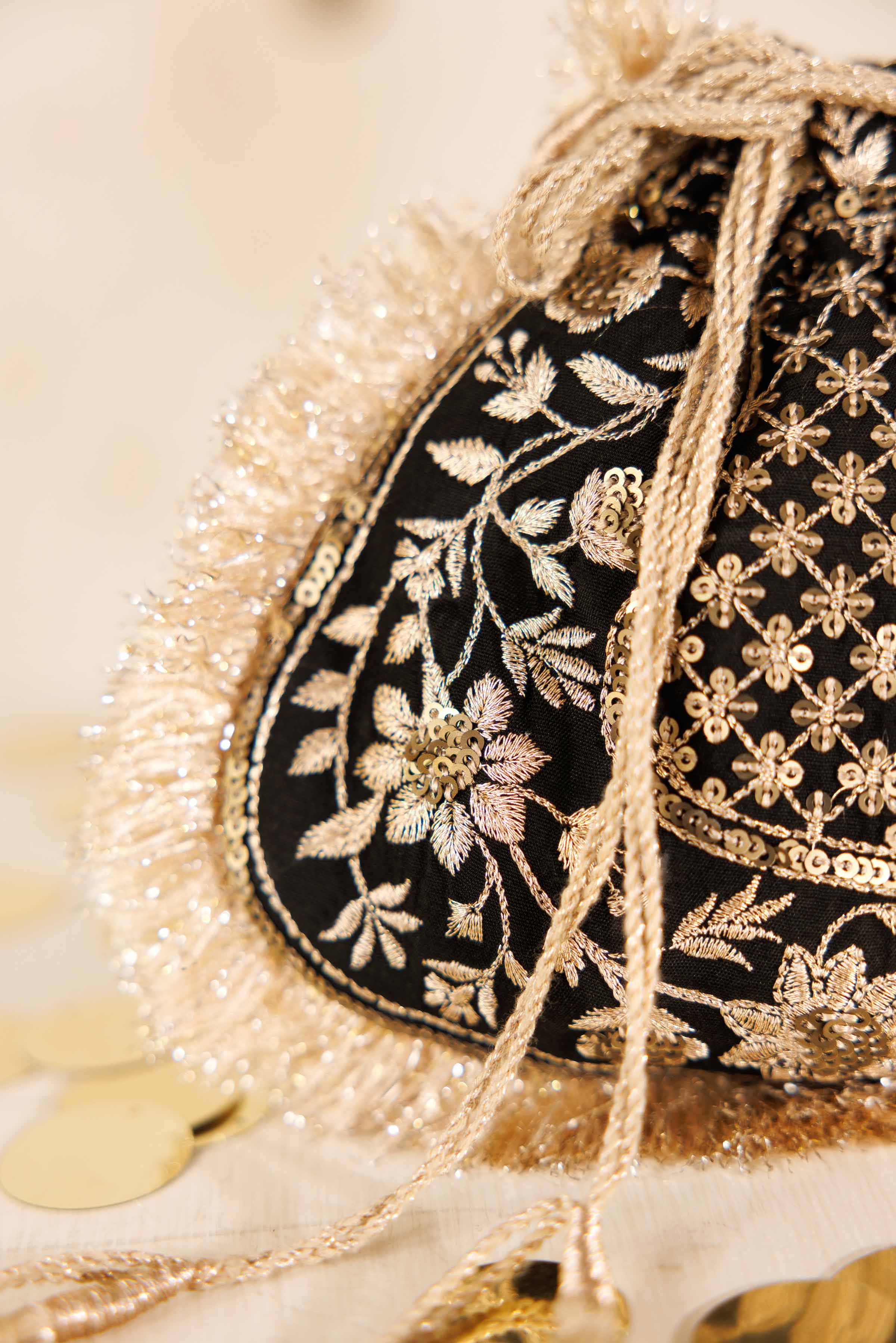 Embroidered Pouch - KFW25-140