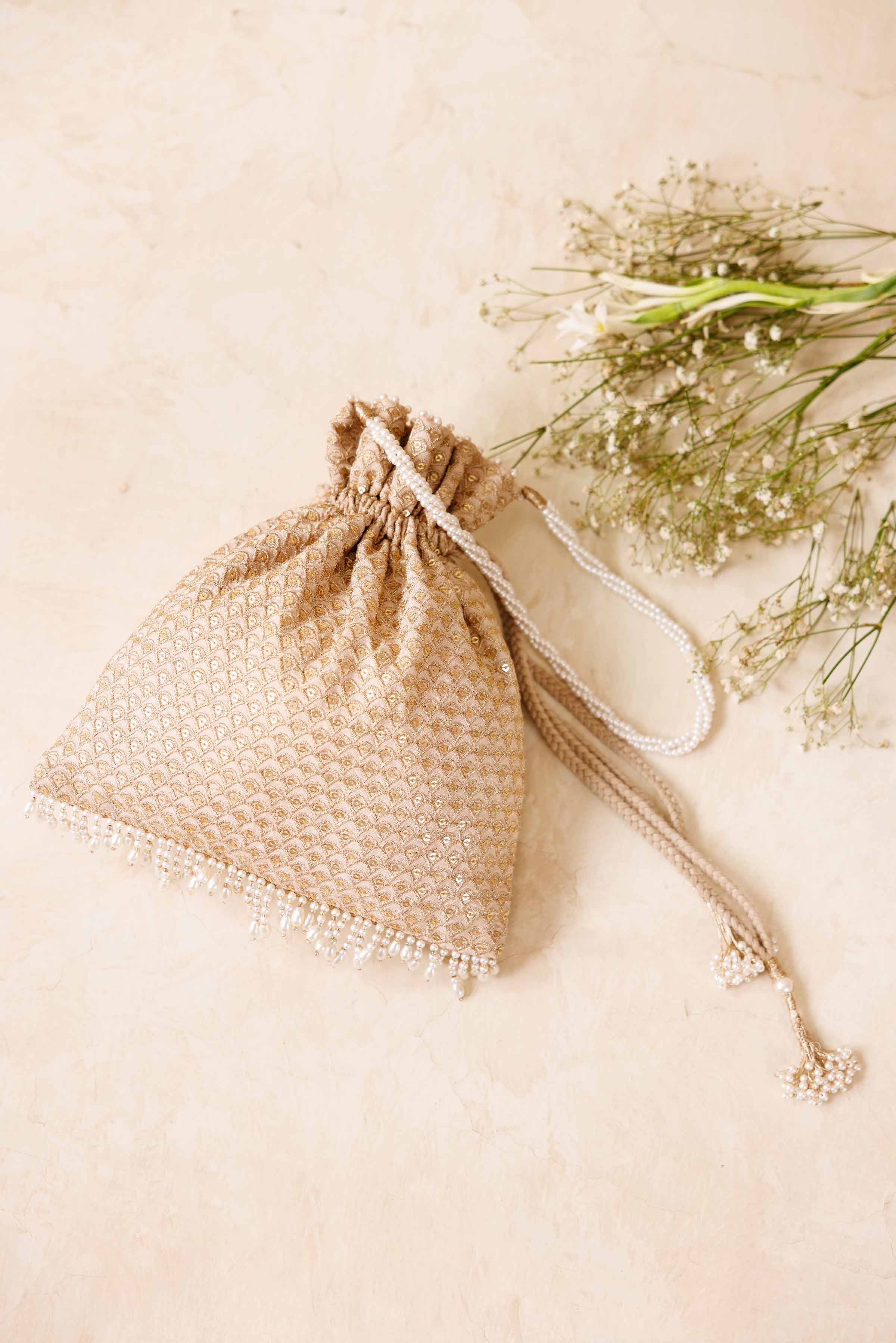 Embroidered Pouch - KFW25-148