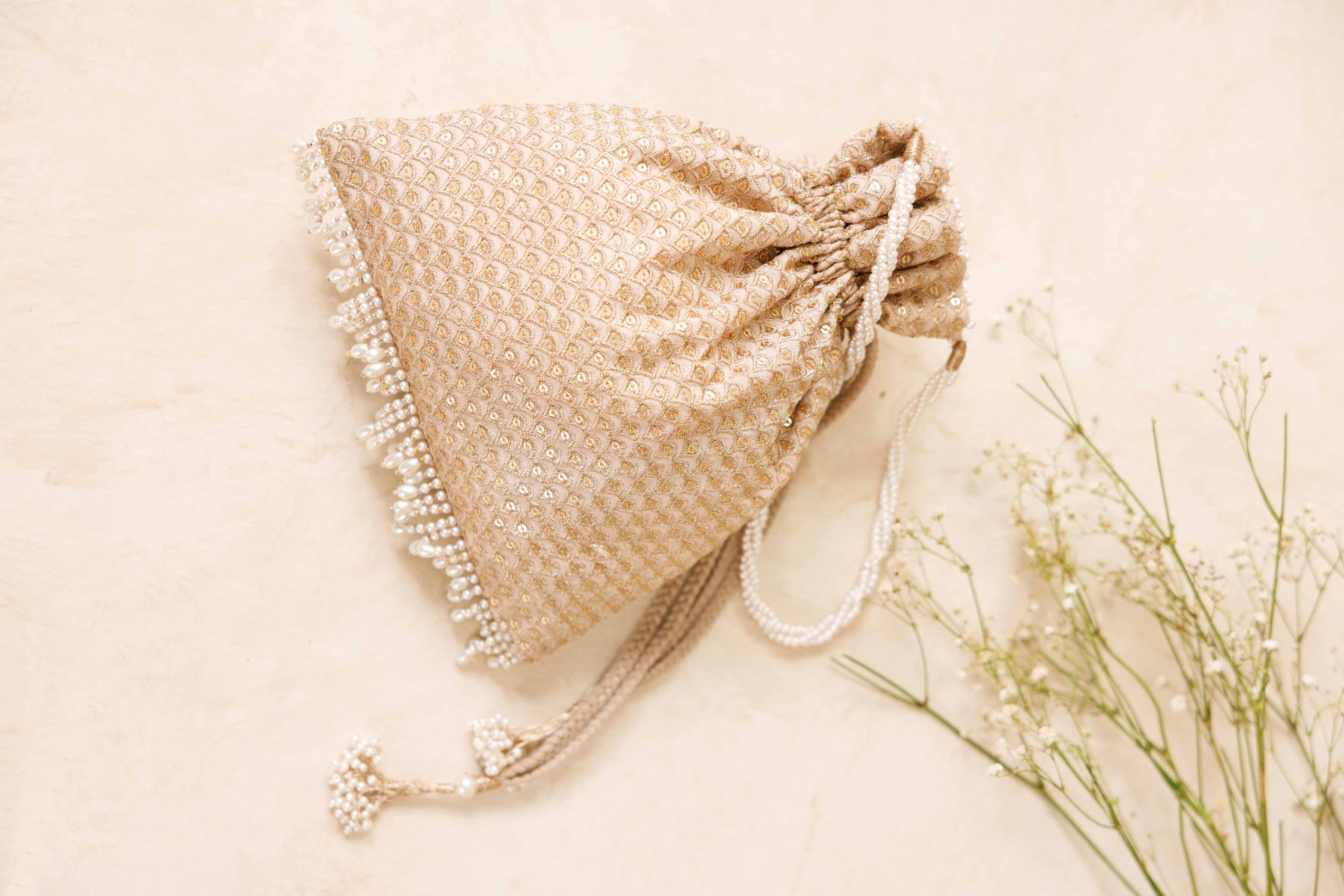 Embroidered Pouch - KFW25-148