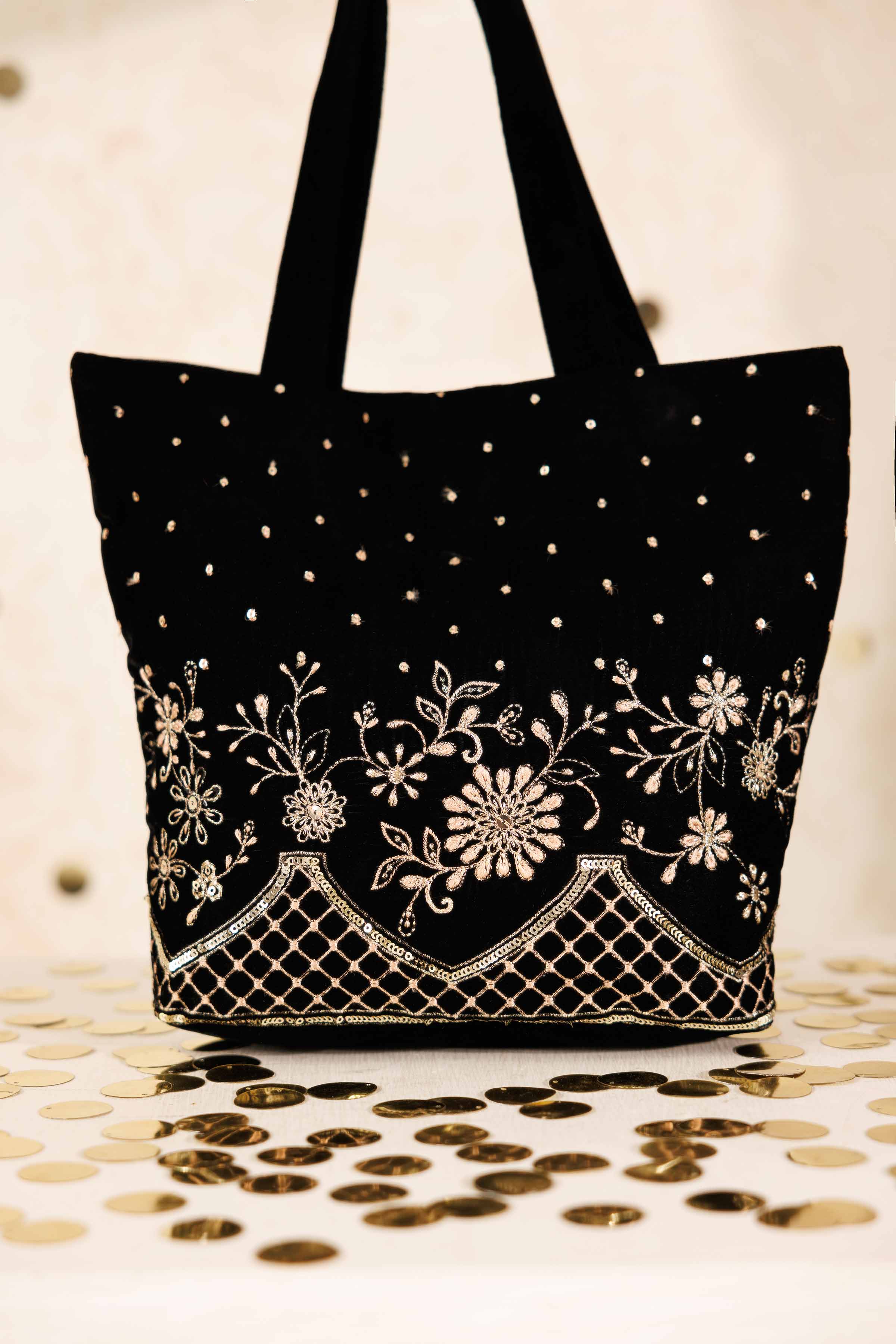 Embroidered Pouch - KFW25-149