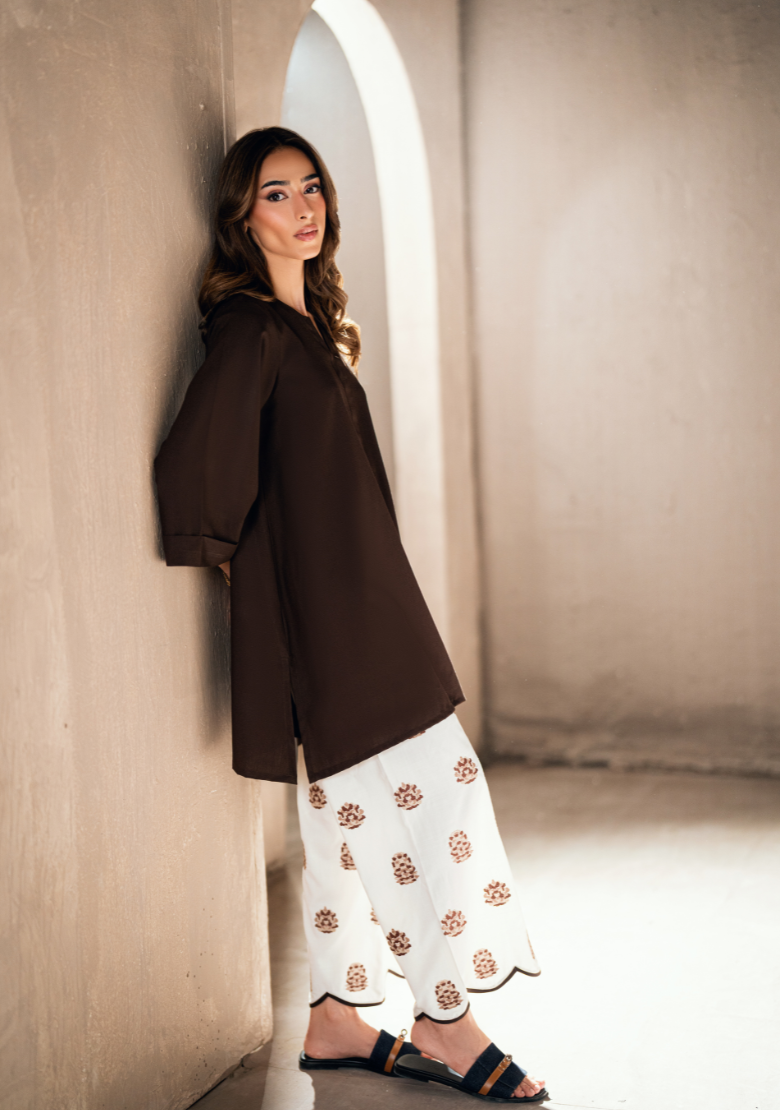 https://cdn.shopify.com/s/files/1/0684/6441/0935/files/KIRA1_335170f6-833e-4e10-b91d-4326168c106d.png?v=1765752999