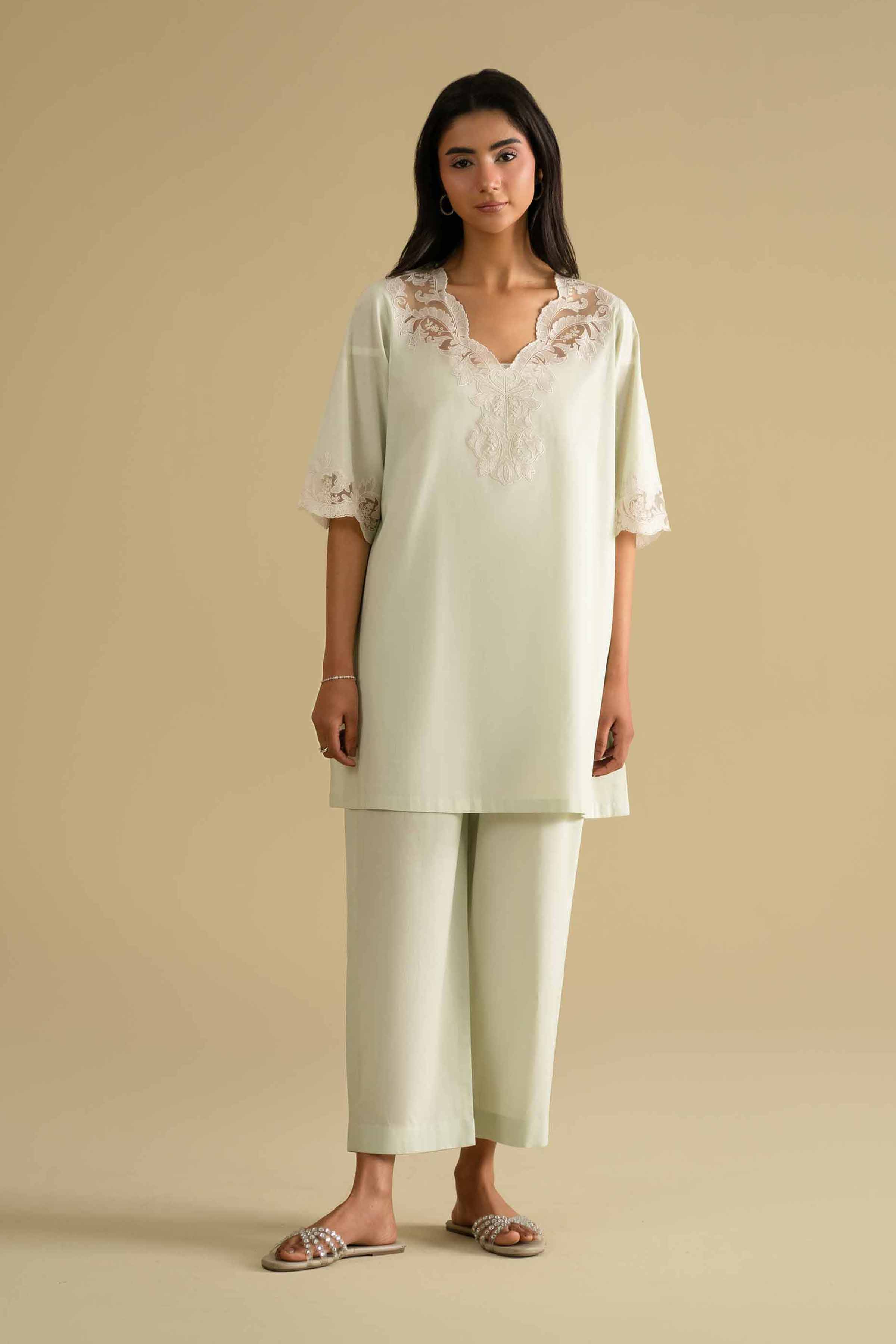 2 Piece - Embroidered Loungewear - KLS26-04