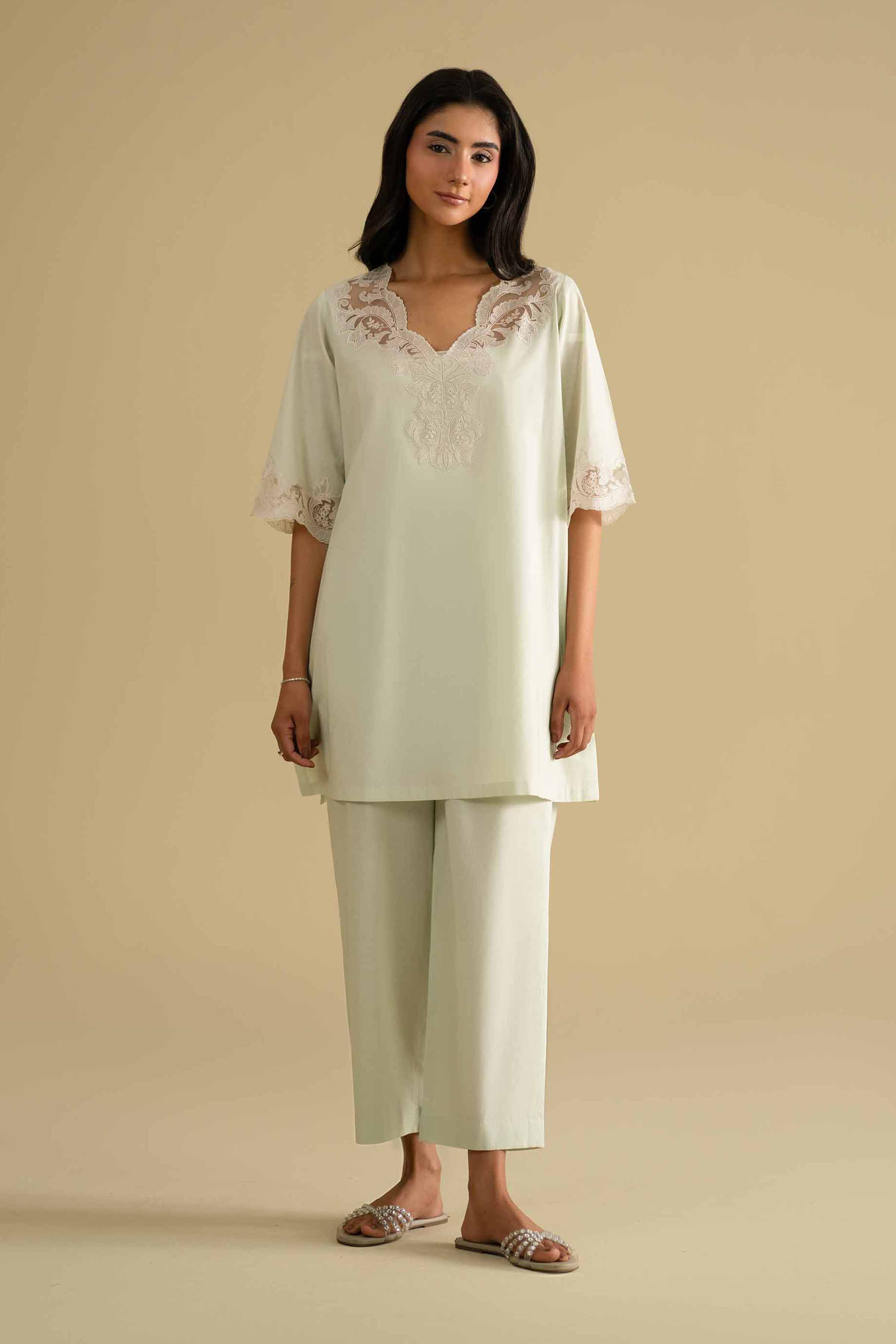 2 Piece - Embroidered Loungewear - KLS26-04