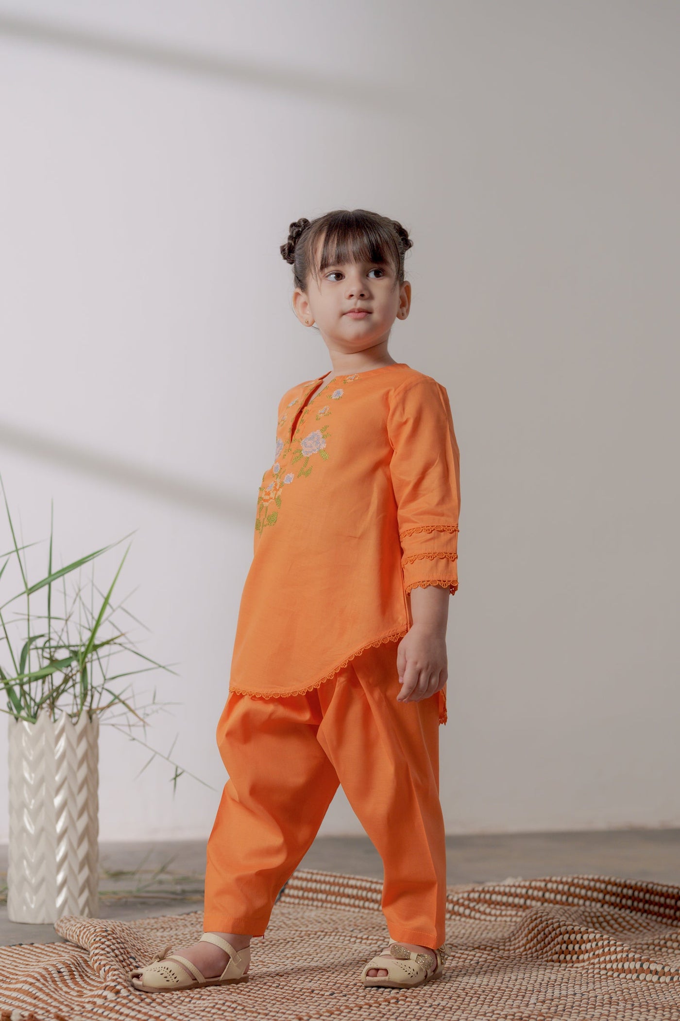 https://cdn.shopify.com/s/files/1/0568/3308/1529/files/KS0421-OR0-4.jpg?v=1773221936