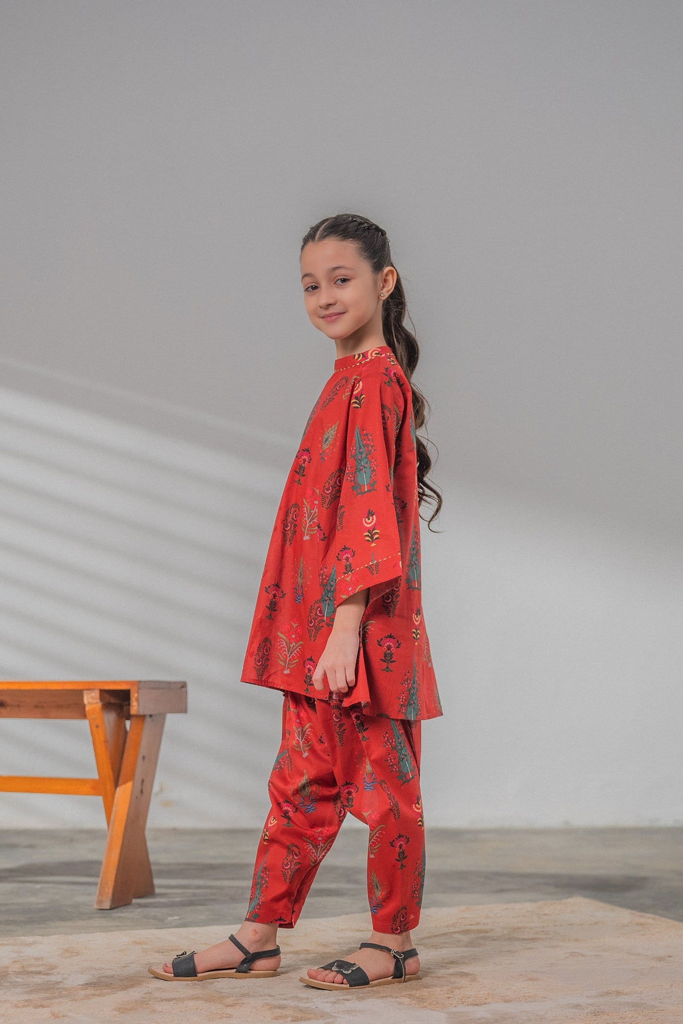 https://cdn.shopify.com/s/files/1/0568/3308/1529/files/KS0424-RD0-5.jpg?v=1772262174