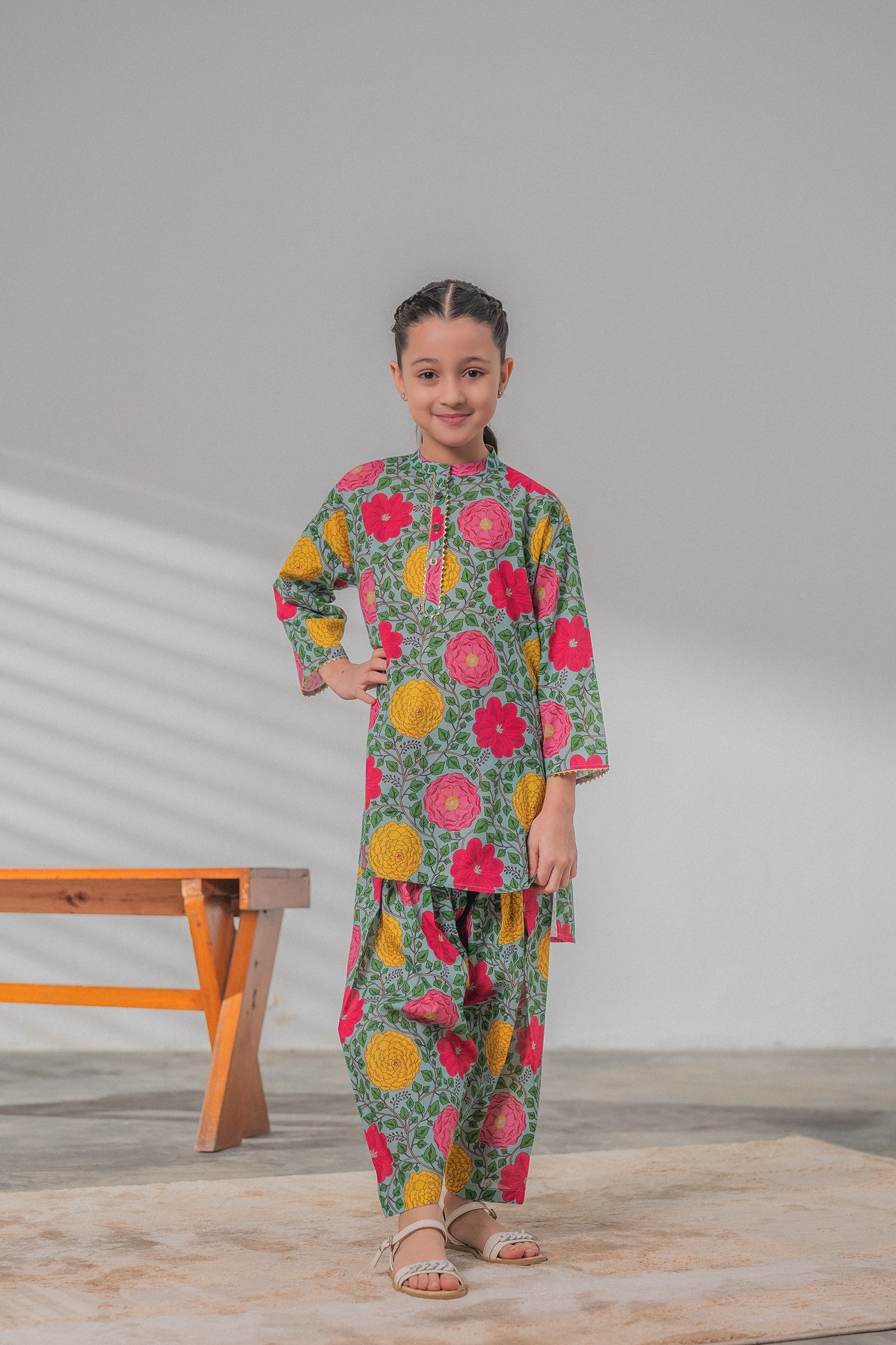 https://cdn.shopify.com/s/files/1/0568/3308/1529/files/KS0425-MG1-2.jpg?v=1772262208