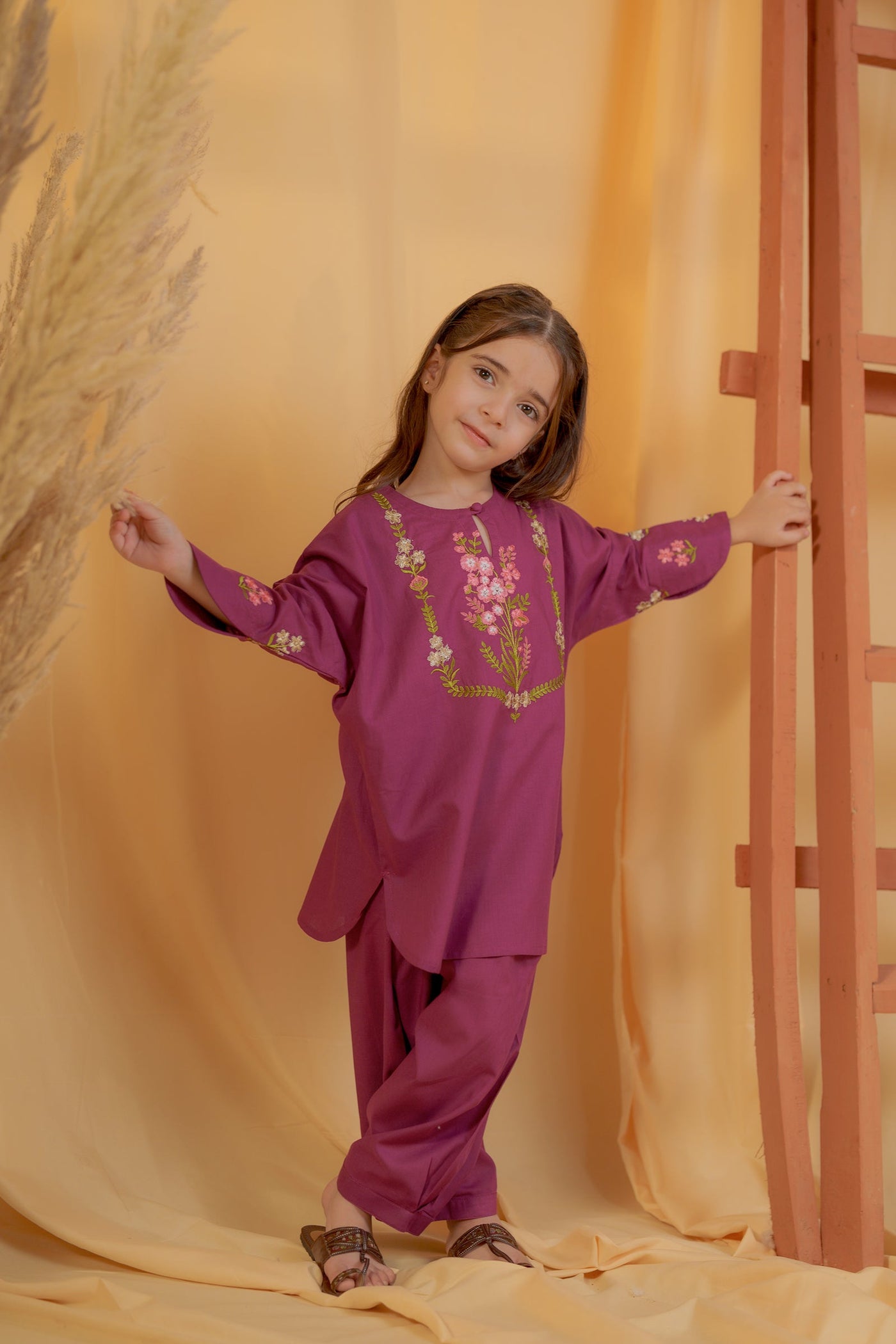 https://cdn.shopify.com/s/files/1/0568/3308/1529/files/KS0434-MG0-4.jpg?v=1778232078