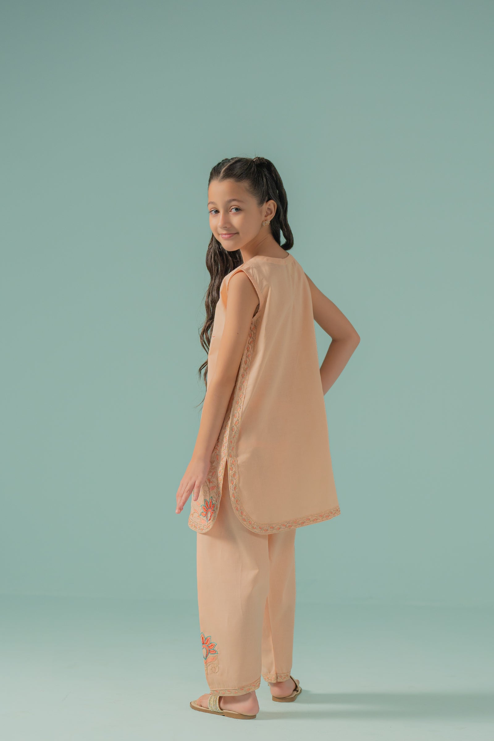 Roots 2 piece