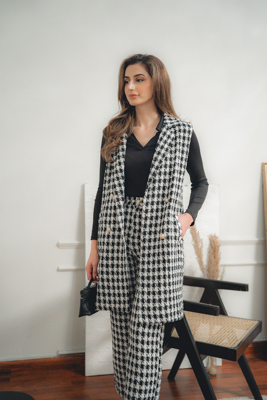 Viva Sleeveless Tweed Suit