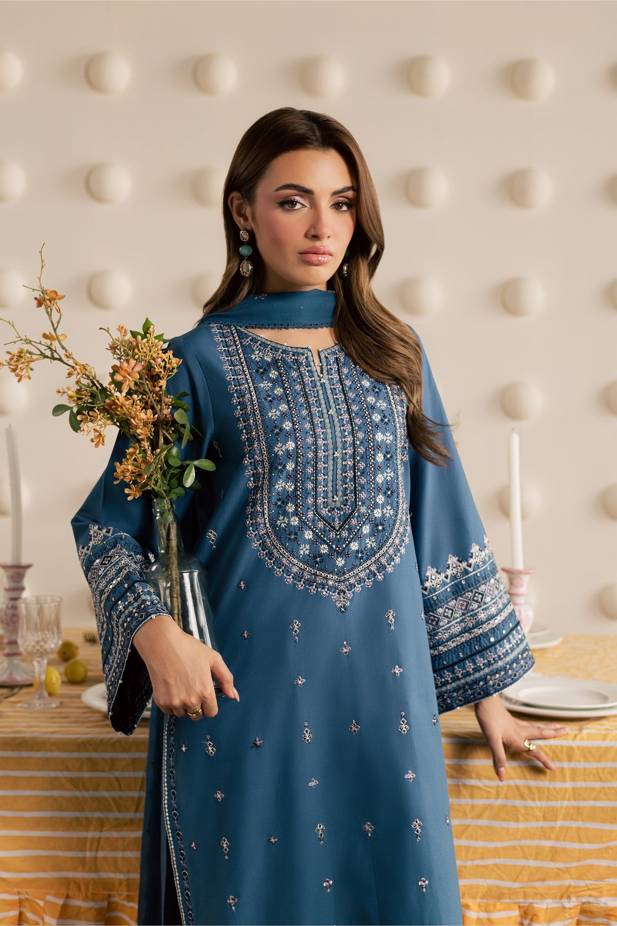 Kais 3Pc - Embroidered Cambric Pret