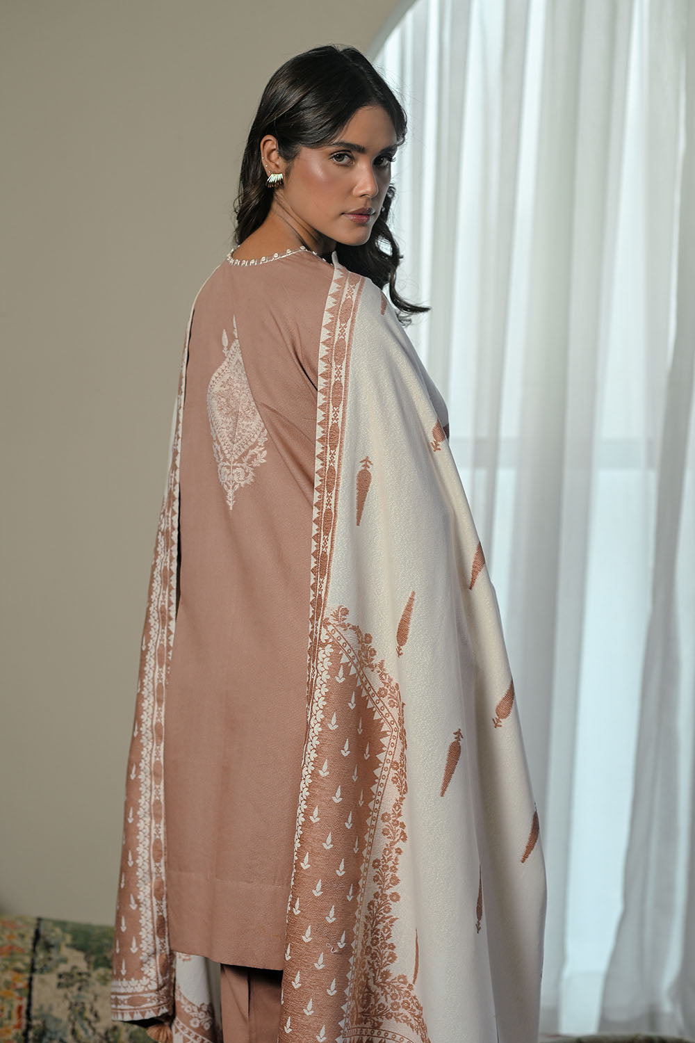 3 Piece Karandi Velvet Jacquard Suit