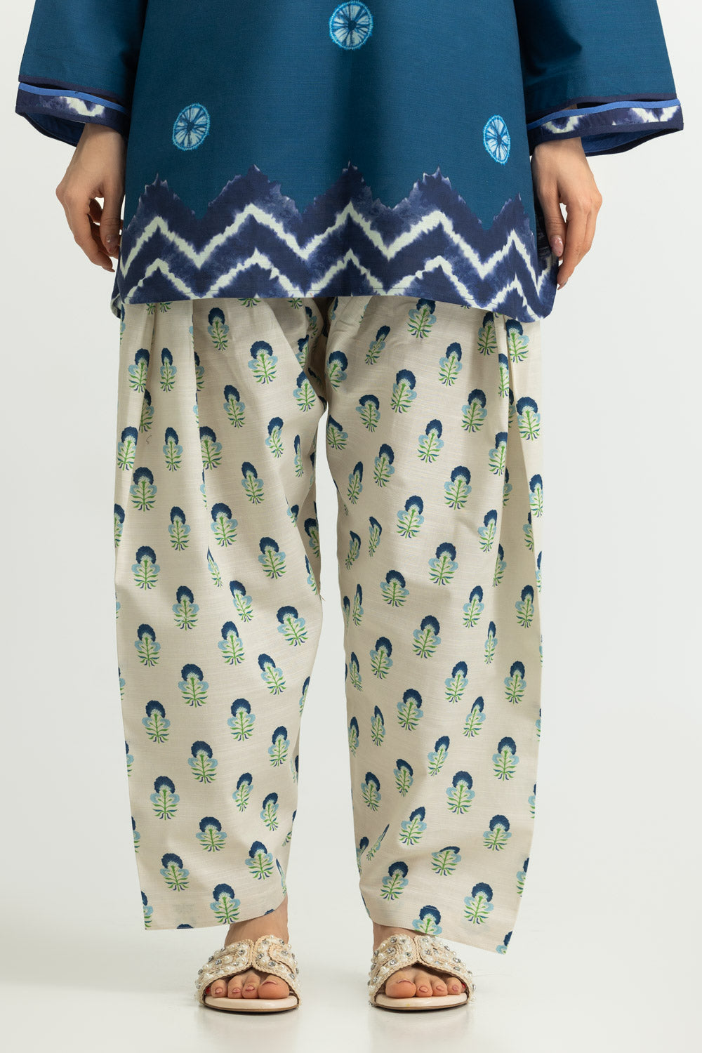 Karandi Gold Slub Printed Co-Ord Set