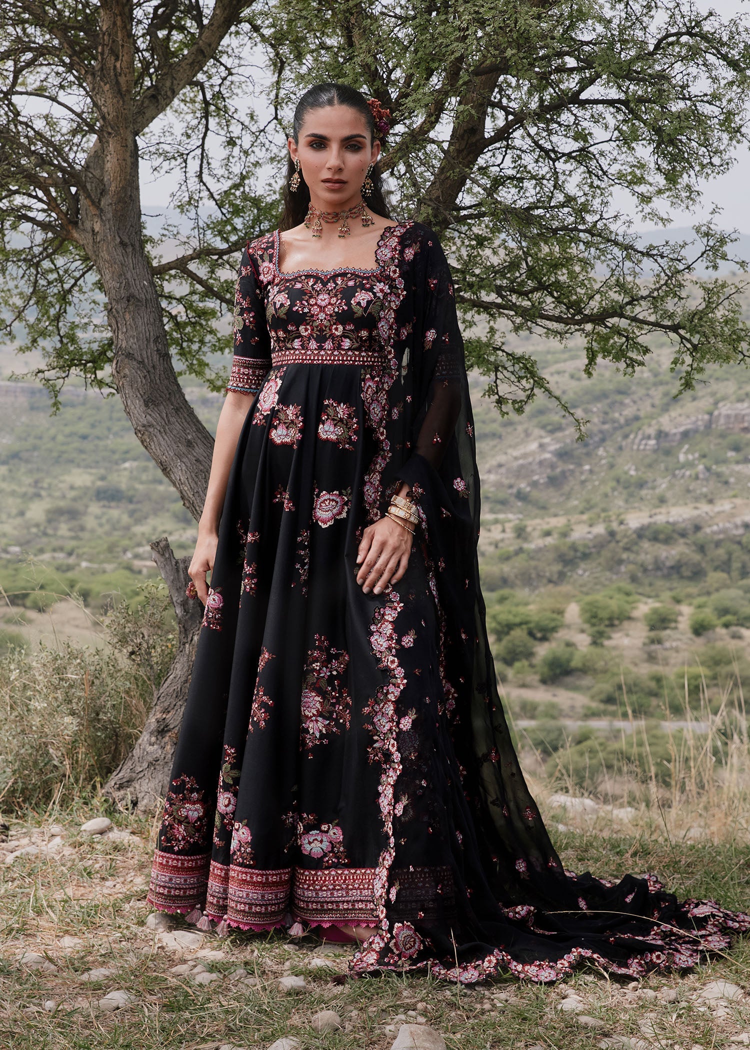 https://cdn.shopify.com/s/files/1/0016/9476/1035/files/Kashmala_2.jpg?v=1778568844