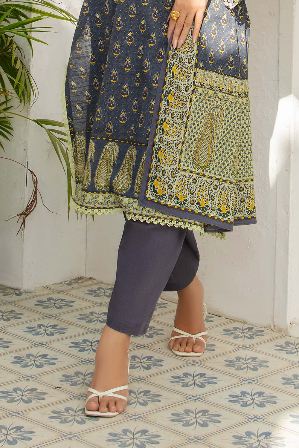 3 Piece Printed Khaddar Suit with Dupatta