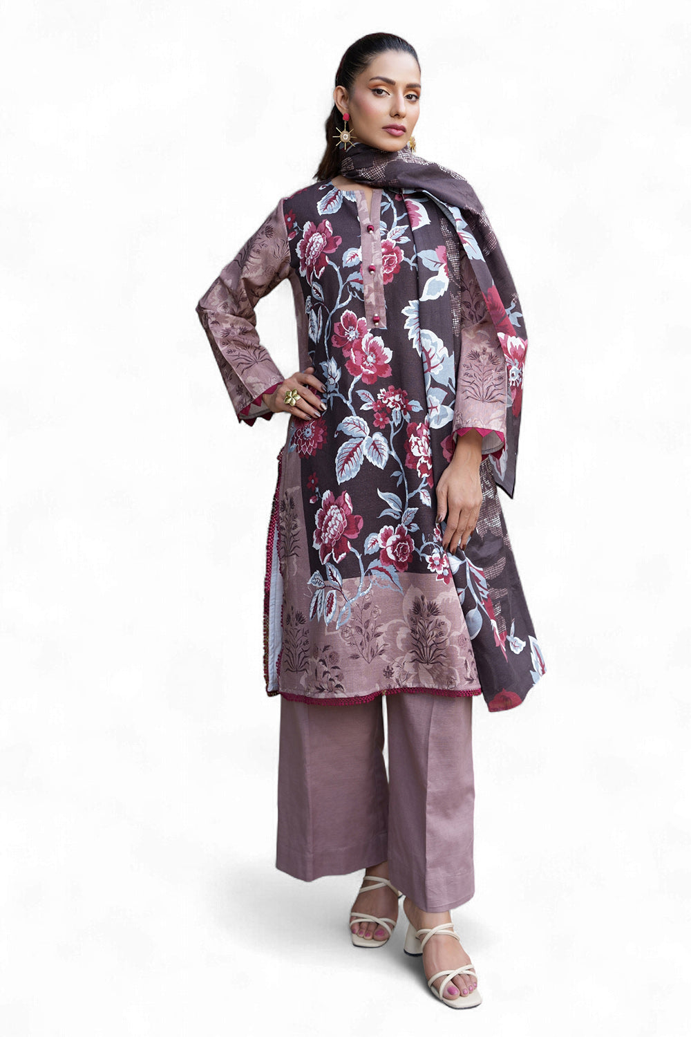 3 Piece Printed Khaddar Suit