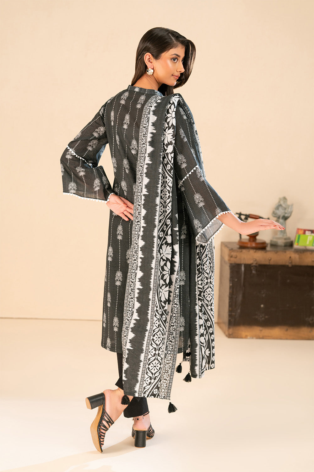 3 Piece Printed Khaddar Suit with Dupatta