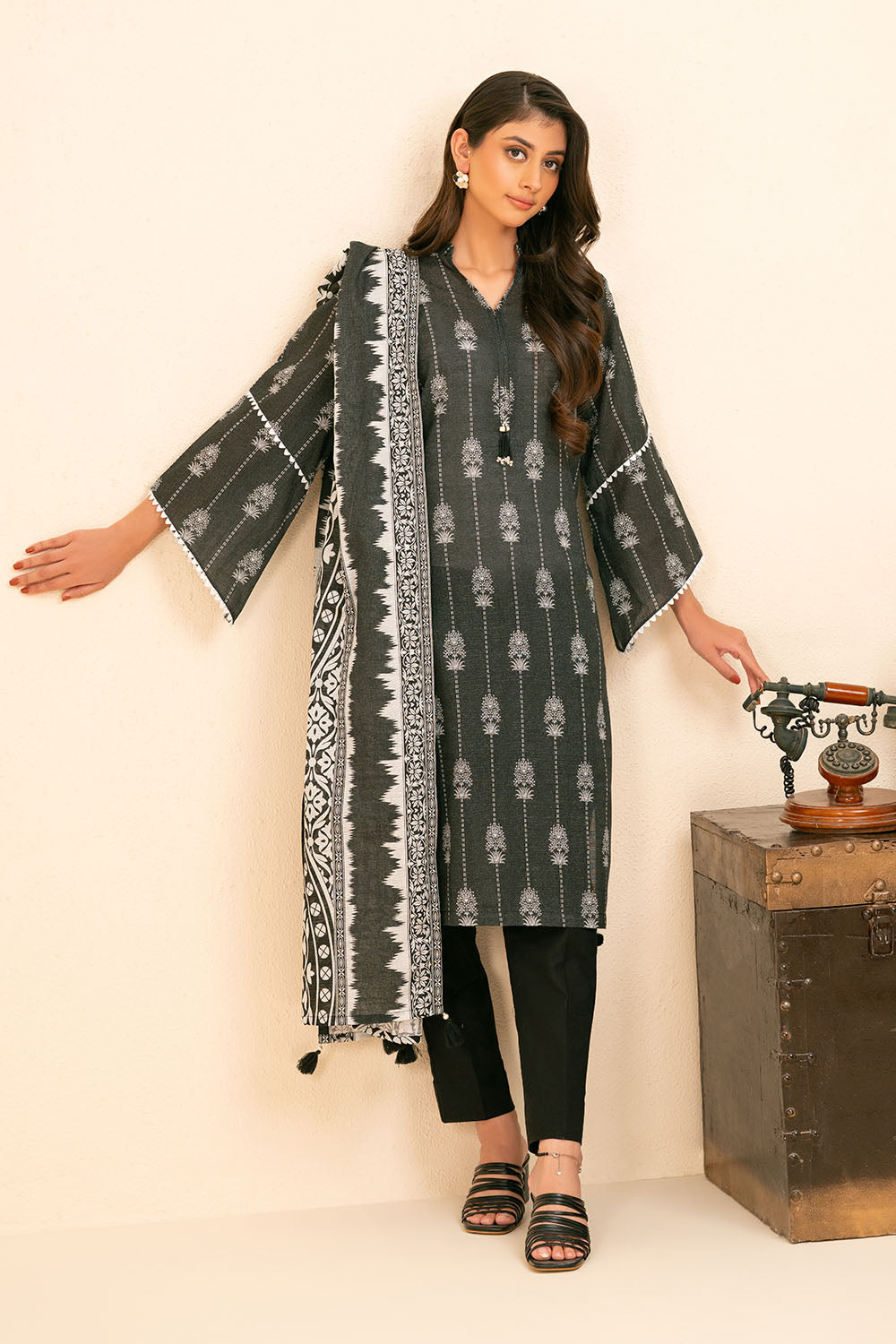 3 Piece Printed Khaddar Suit with Dupatta