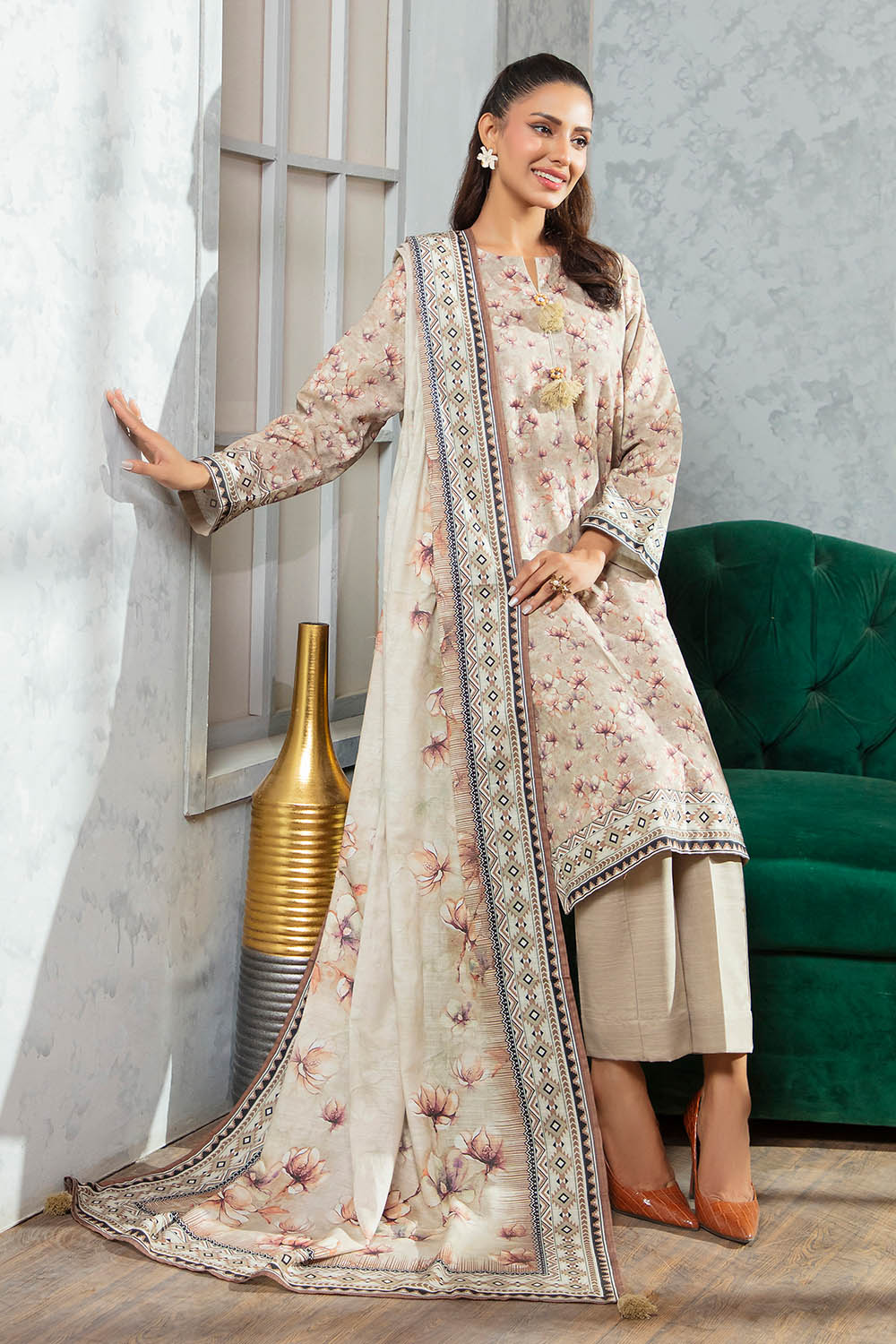 https://cdn.shopify.com/s/files/1/0706/3253/8159/files/Khaddar-Dupatta-Khaddar-Shirt-Dyed-Trouser-Gulahmed-WNS-52092-Front-1.jpg?v=1761215921