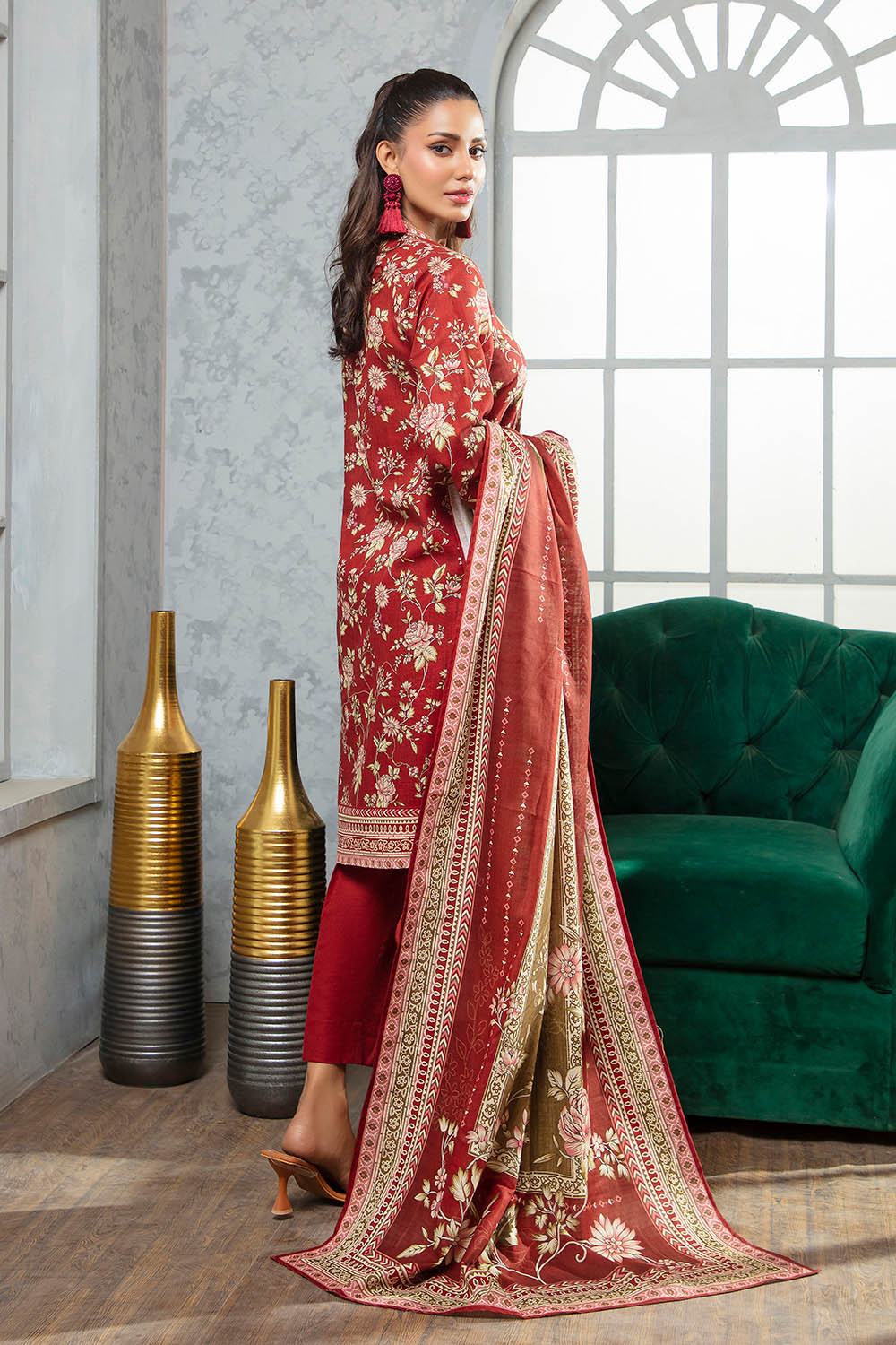 3 Piece Khaddar Suit with Dupatta