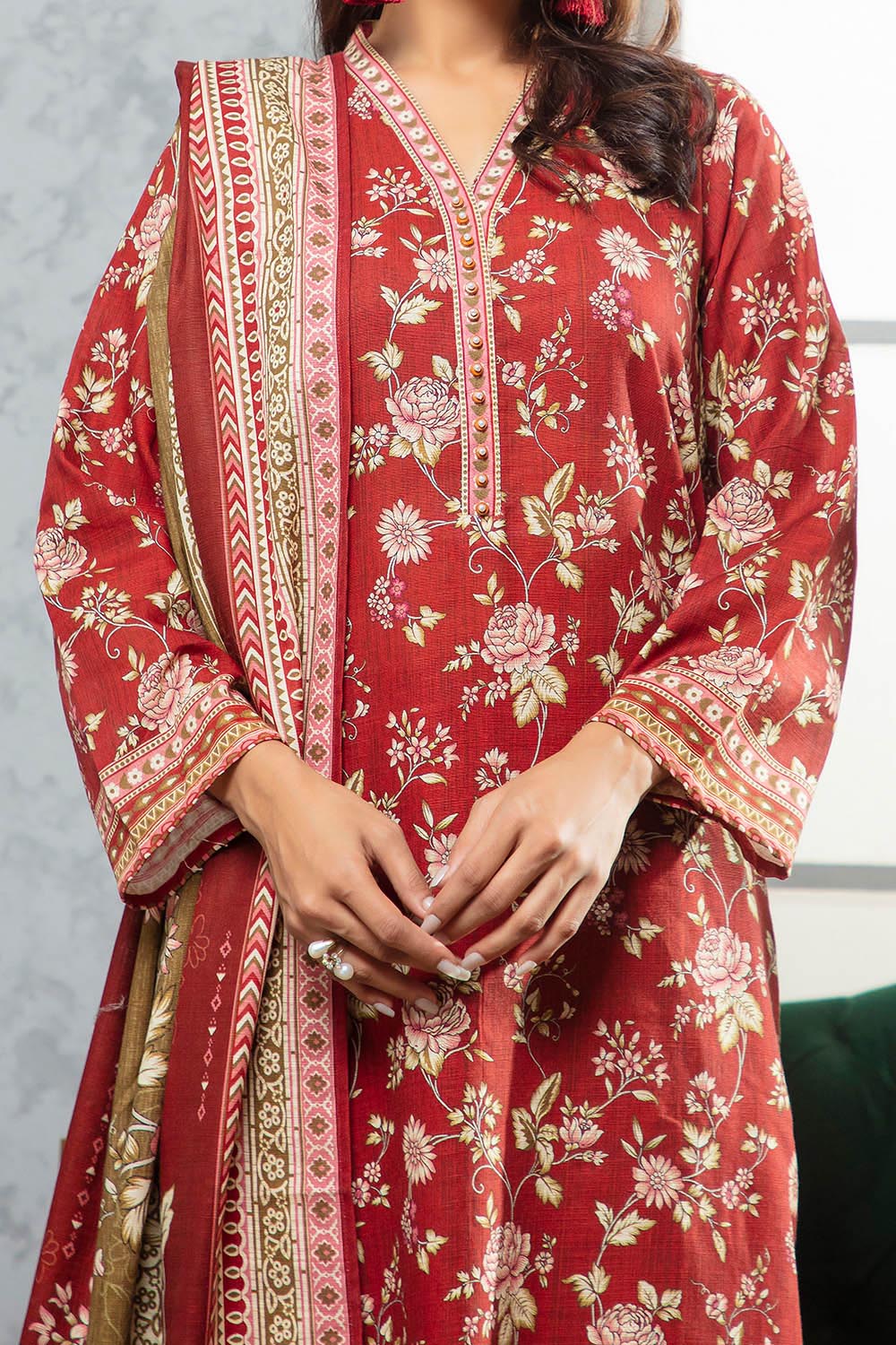 3 Piece Khaddar Suit with Dupatta