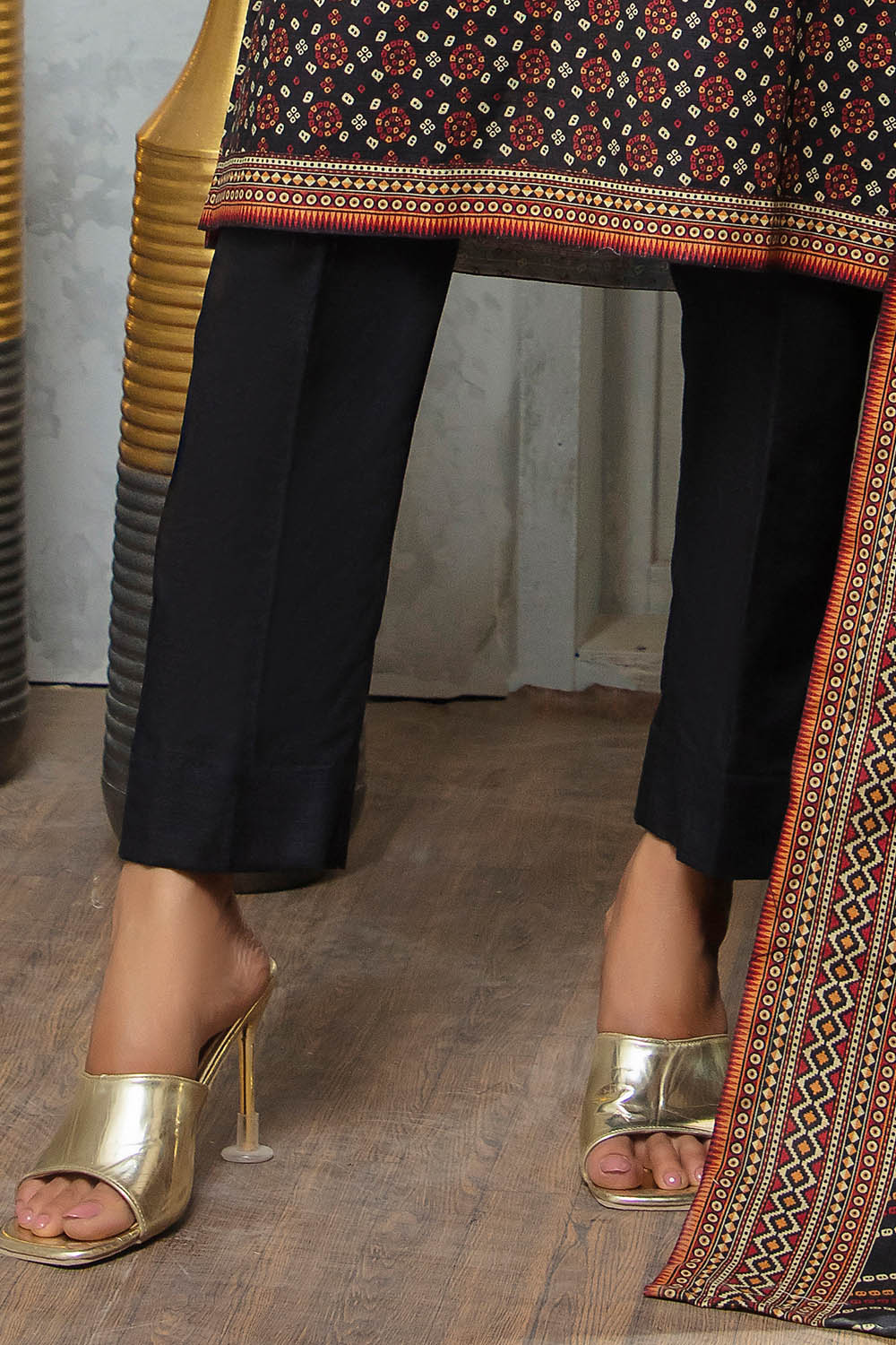 3 Piece Khaddar Suit with Dupatta