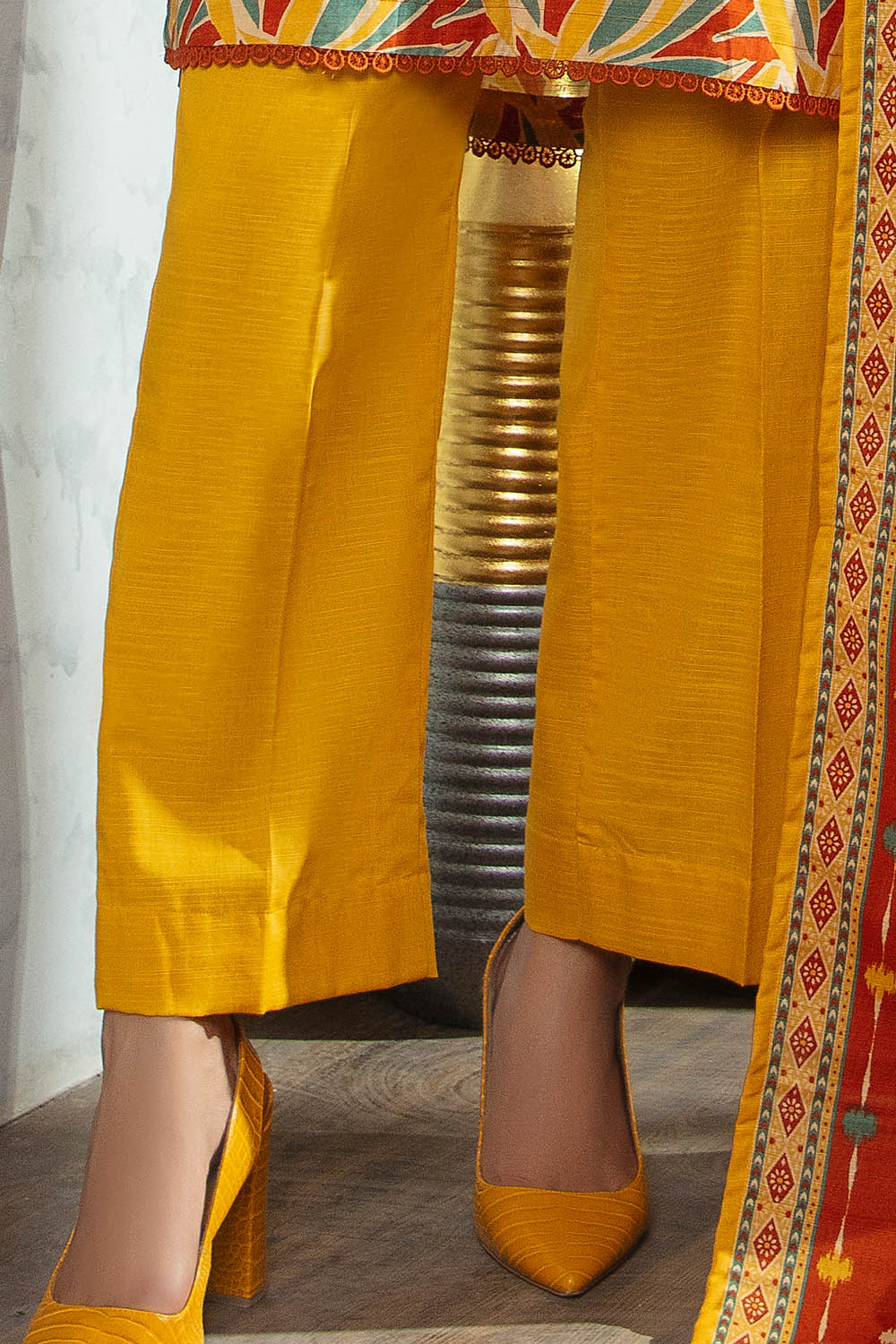 3 Piece Khaddar Suit with Dupatta