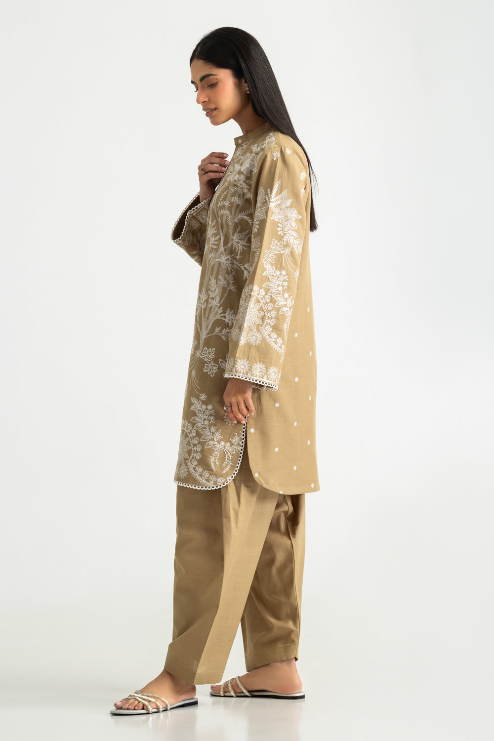 Khaddar Embroidered Co-Ord Set